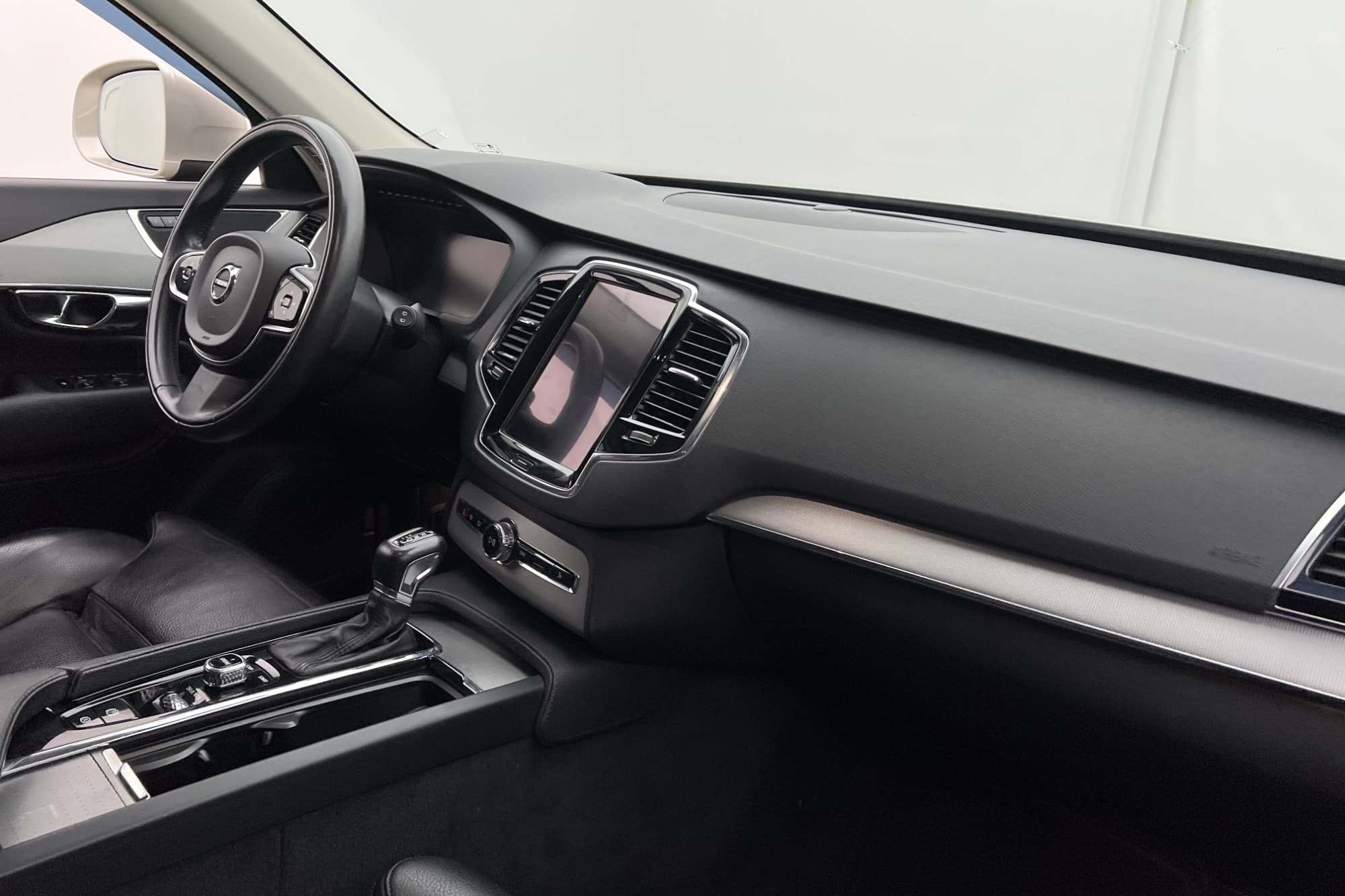 Volvo XC90 D5 AWD 225hk Inscription 360 VOC Värm Navi 7-Sits