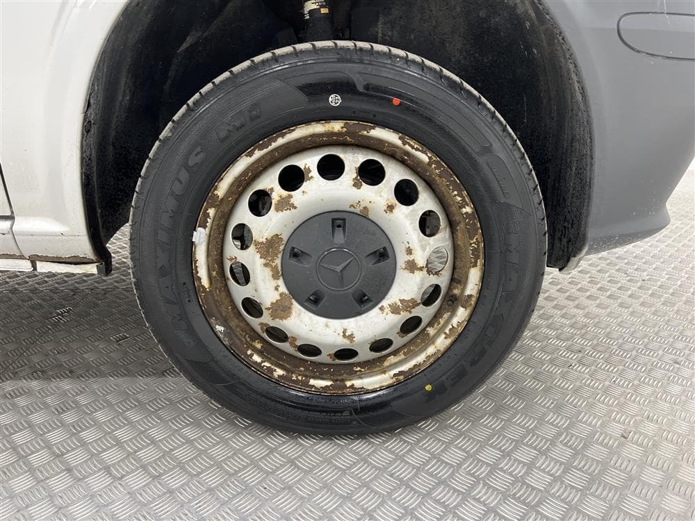 Mercedes Vito 113 CDI Aut 136hk 4Matic Lång Drag Värmare interiör