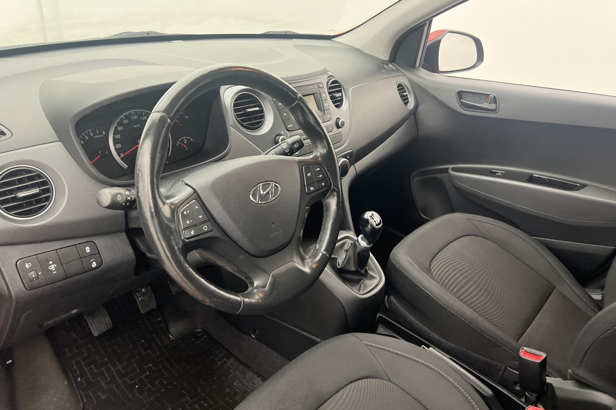 Hyundai i10 1.0 67hk Comfort Rattvärme 360Kr Skatt