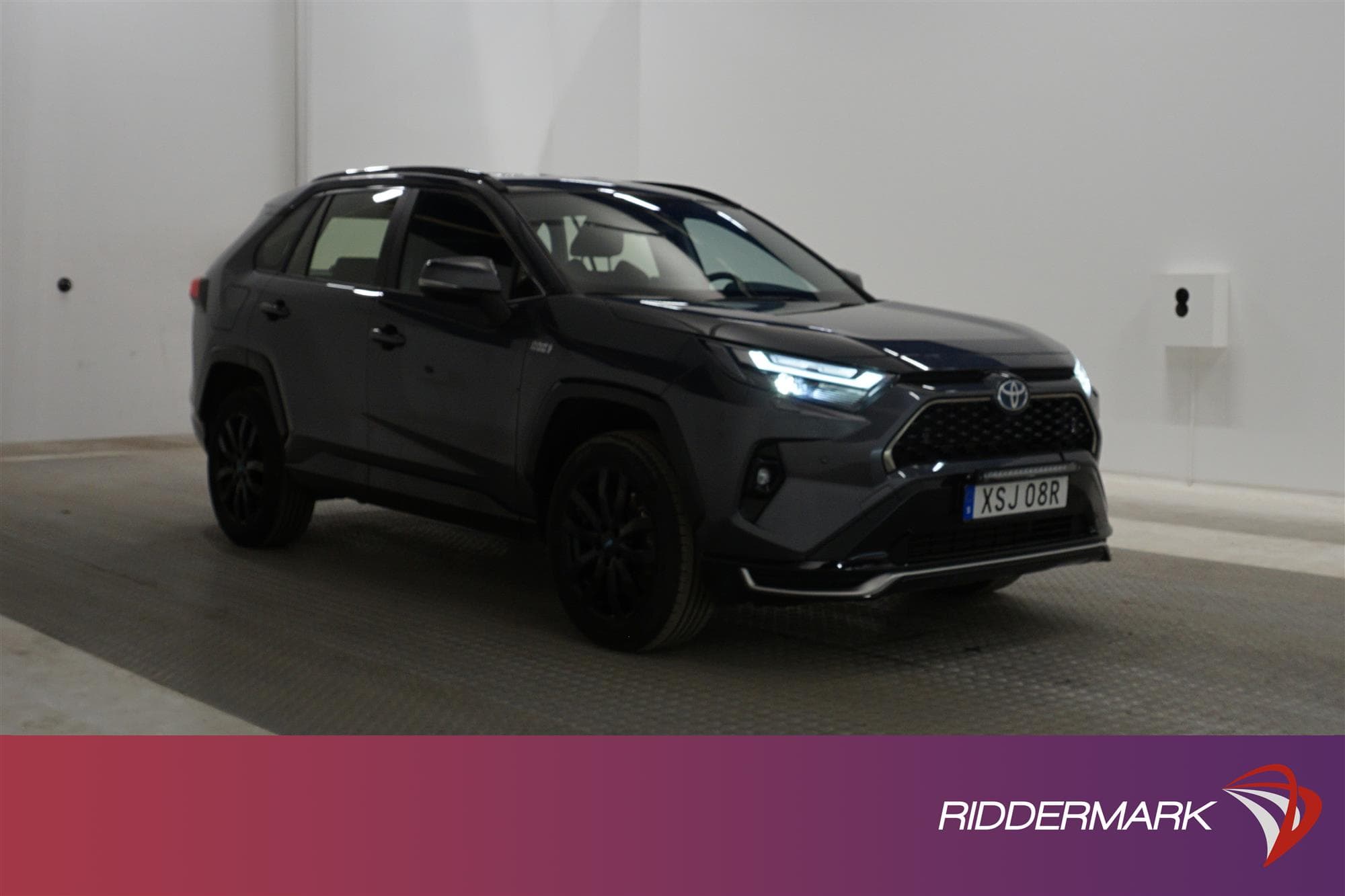 Toyota RAV4 Plug-in Hybrid AWD 306hk Backkamera Active Drag