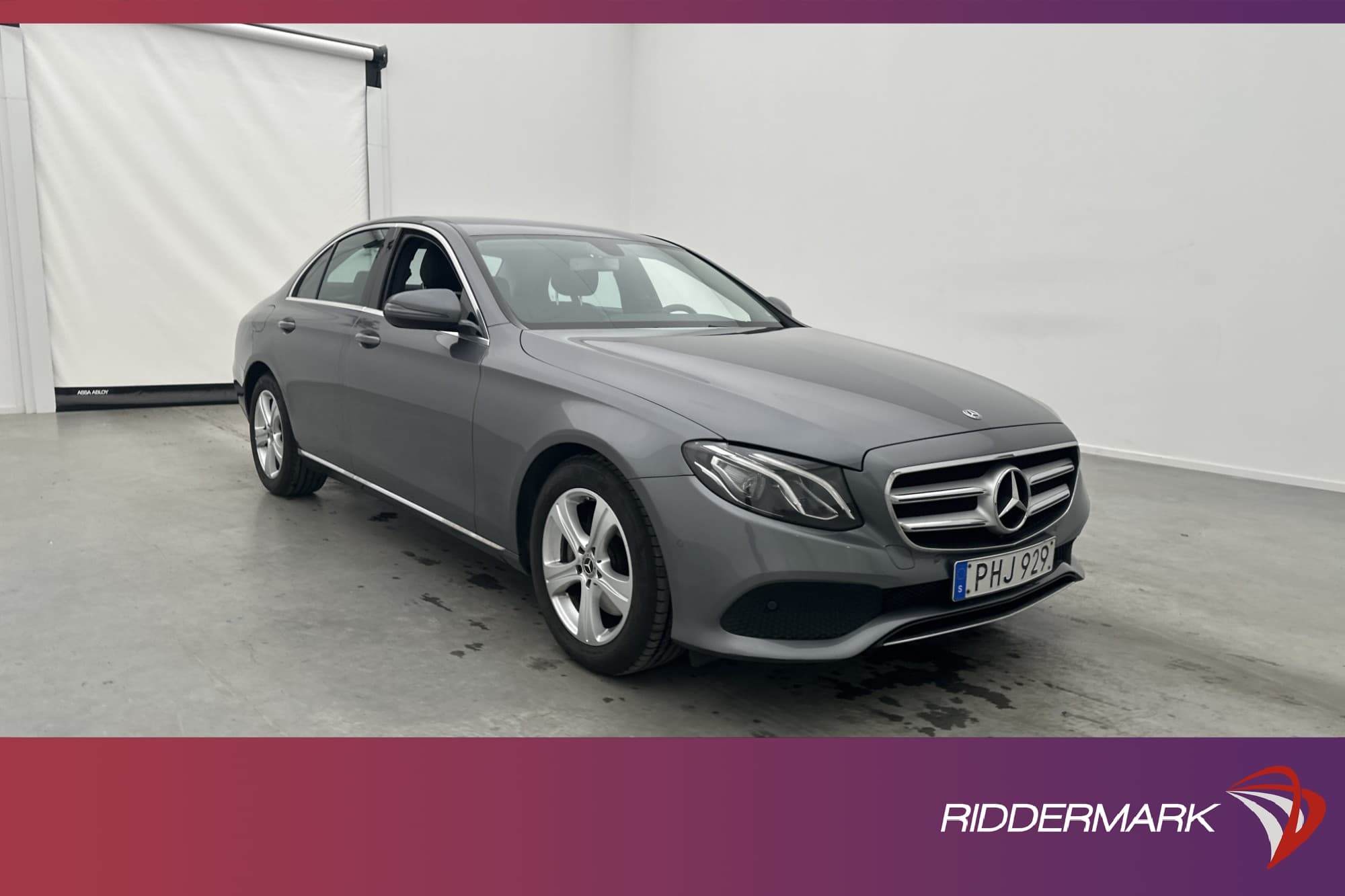 Mercedes-Benz E 220 d 4M Sedan