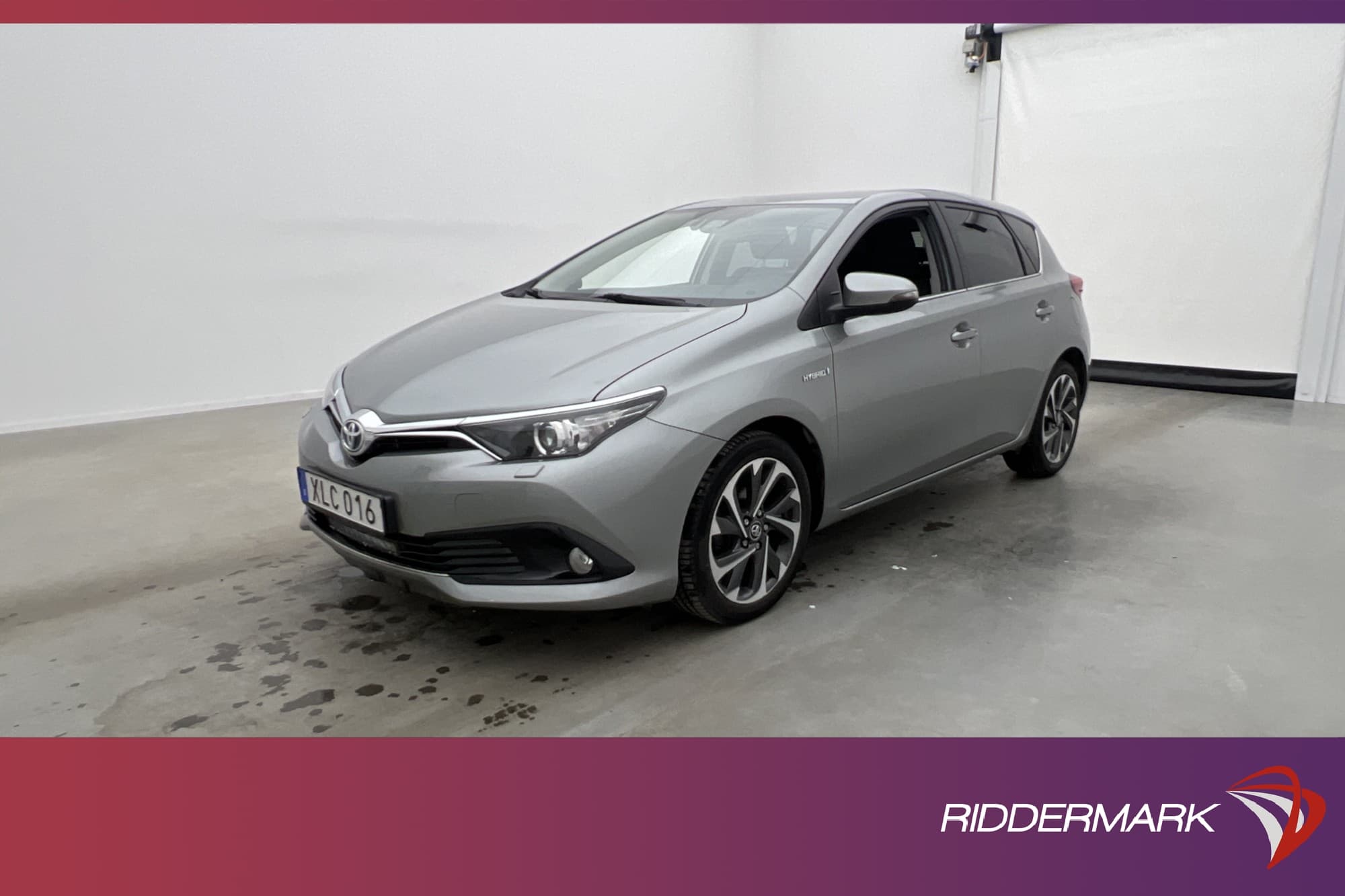 Toyota Auris Hybrid e-CVT 136hk Active Plus Kamera LED-Ramp