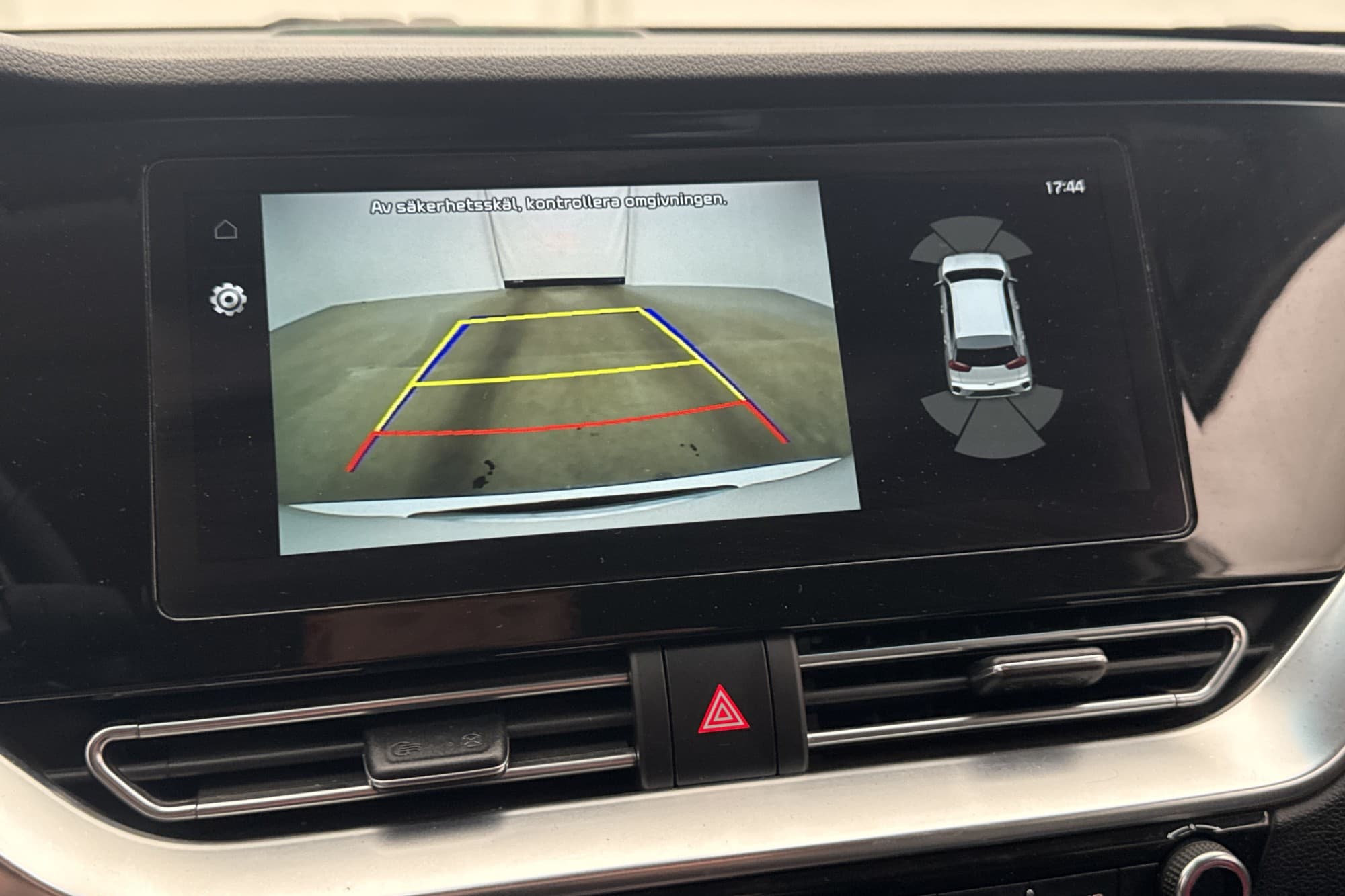 Kia e-Niro 64 kWh Advance Plus Kamera Skinn Navi Carplay