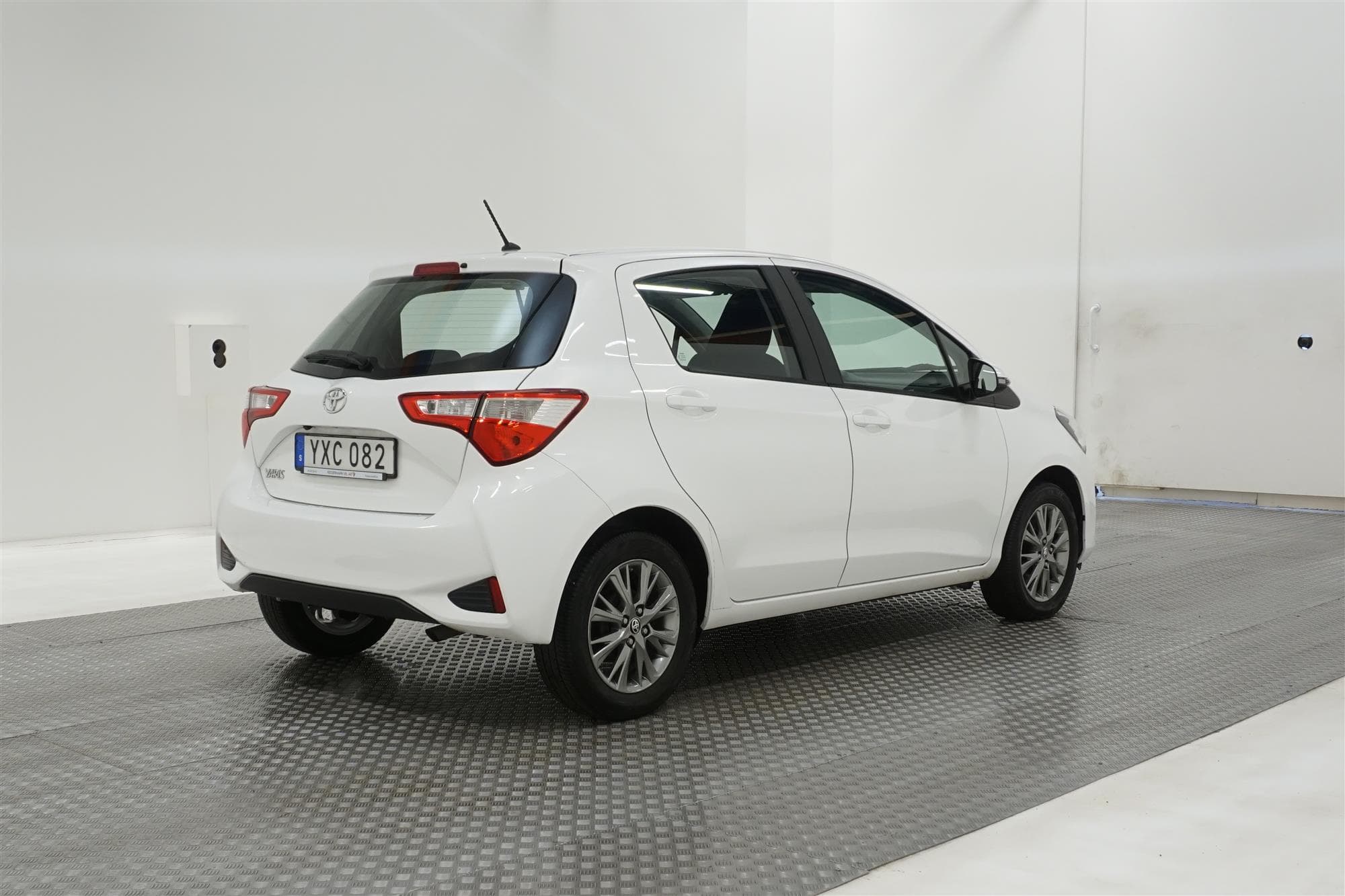Toyota Yaris  1.5 111hk Navi B-Kam Låg Skatt 0,48L/mil