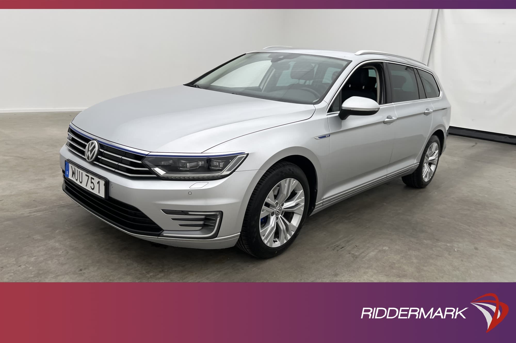 Volkswagen Passat GTE 218hk