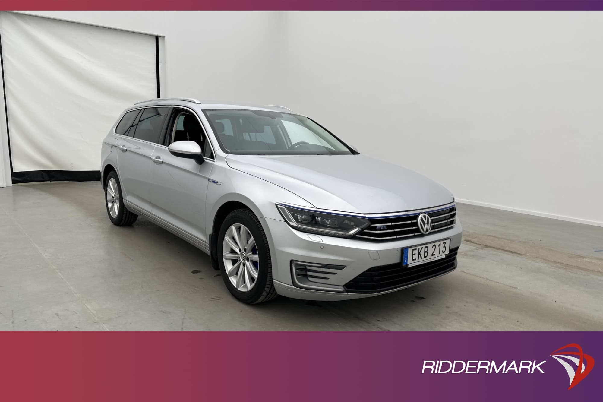 Volkswagen Passat GTE 218hk