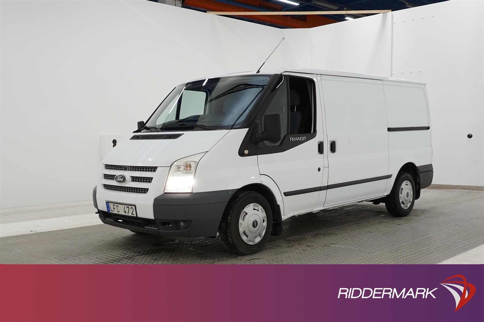 Ford Transit 2.2TDCI Lång Dragkrok Moms Nybesiktigad