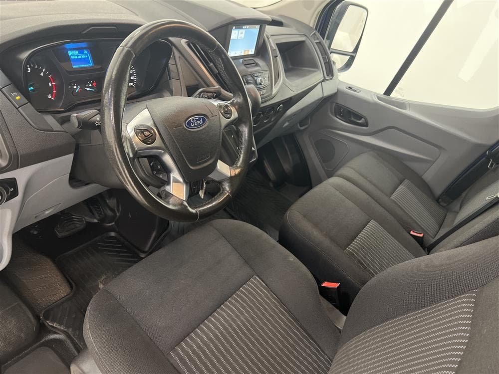 Ford Transit 350 2.0 TDCi Automat 130hk Eu6 H3 Värmare  interiör
