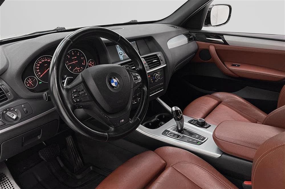 BMW X3 xDrive30d 258hk M-Sport Skinn B-Kamera Draginteriör