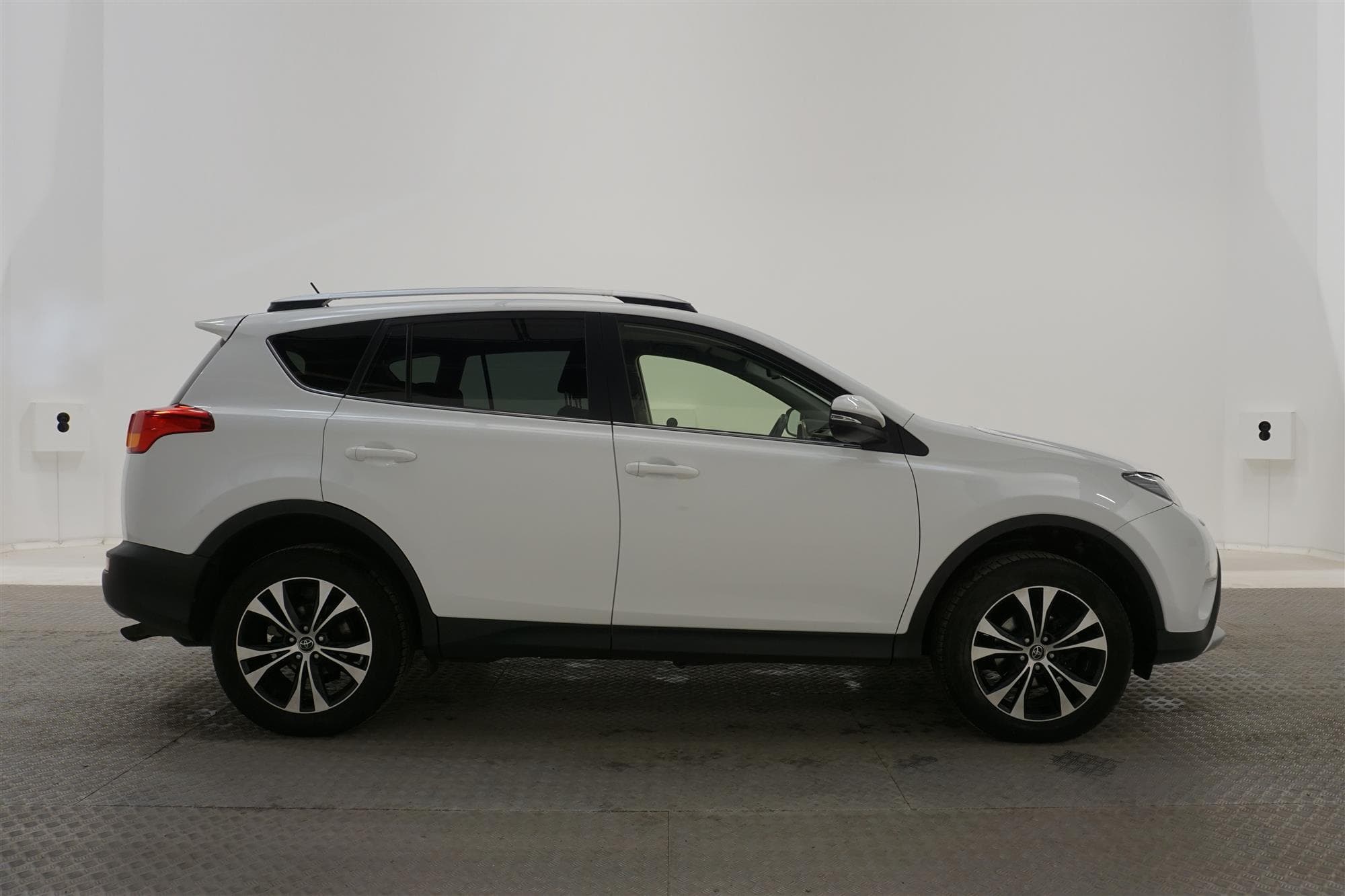 Toyota RAV4 2.0 4WD Multidrive S 152hk M&K Värmare B-Kam