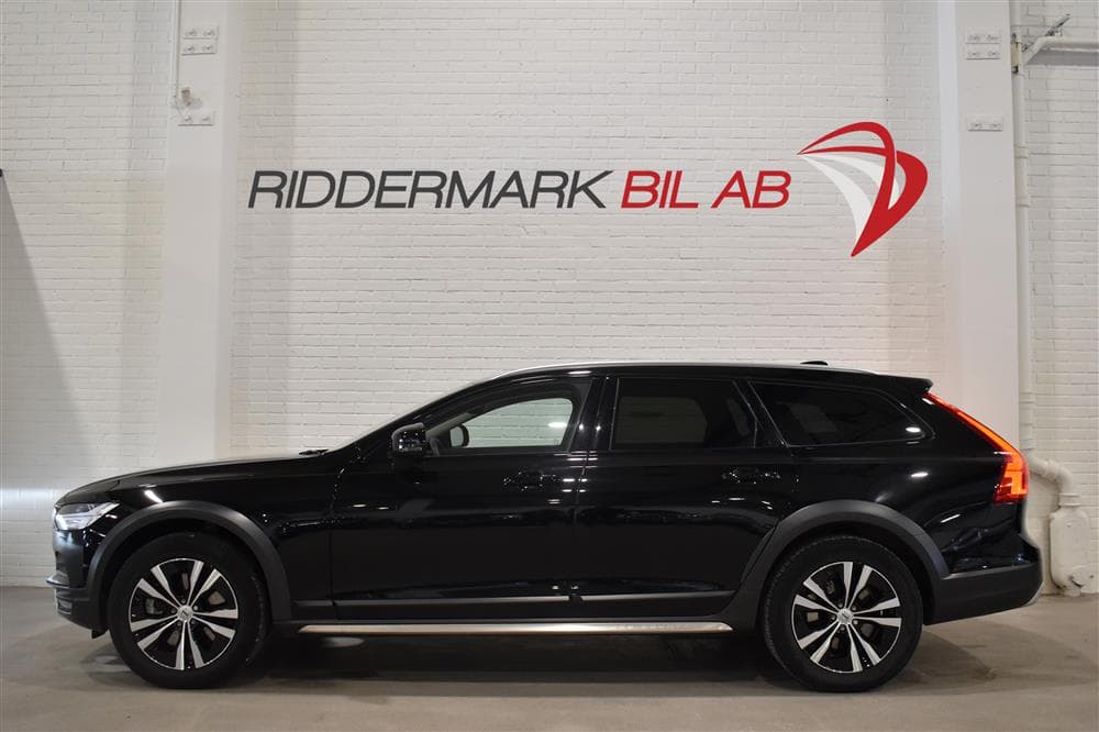 Volvo V90 D4  Cross Country AWD