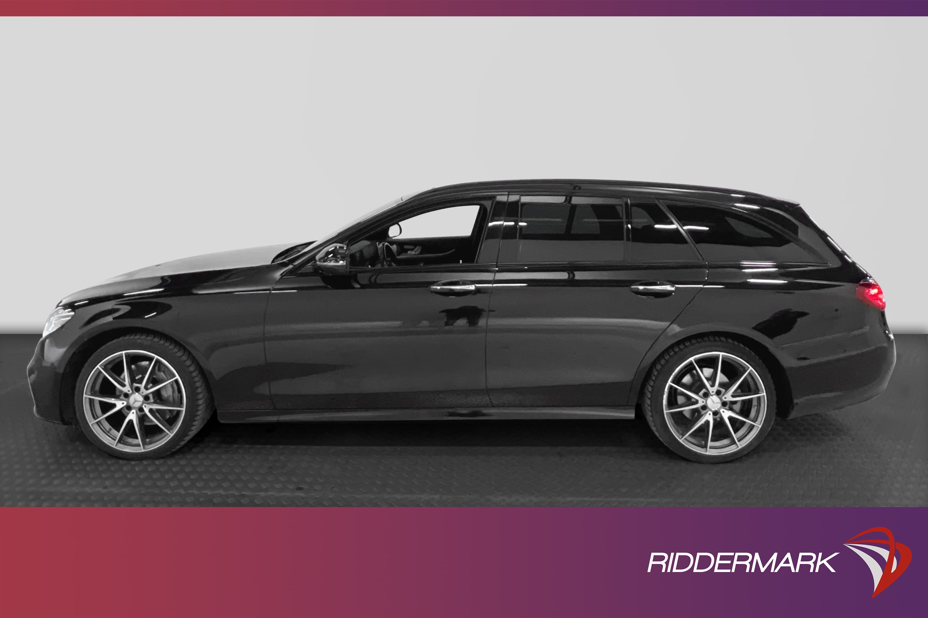 Mercedes-Benz E 220 4M 194hk