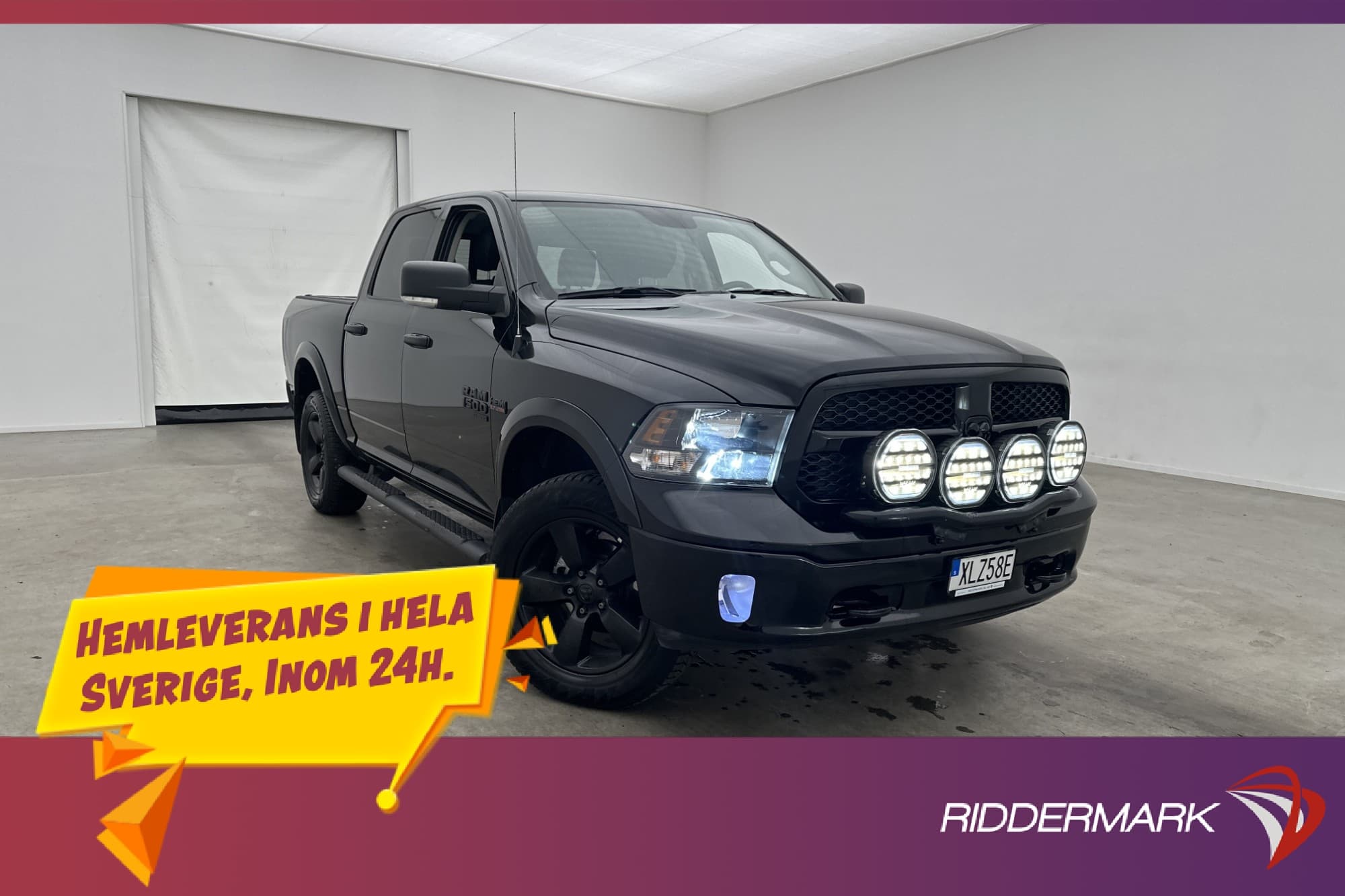 Dodge RAM Classic Night V8 4x4