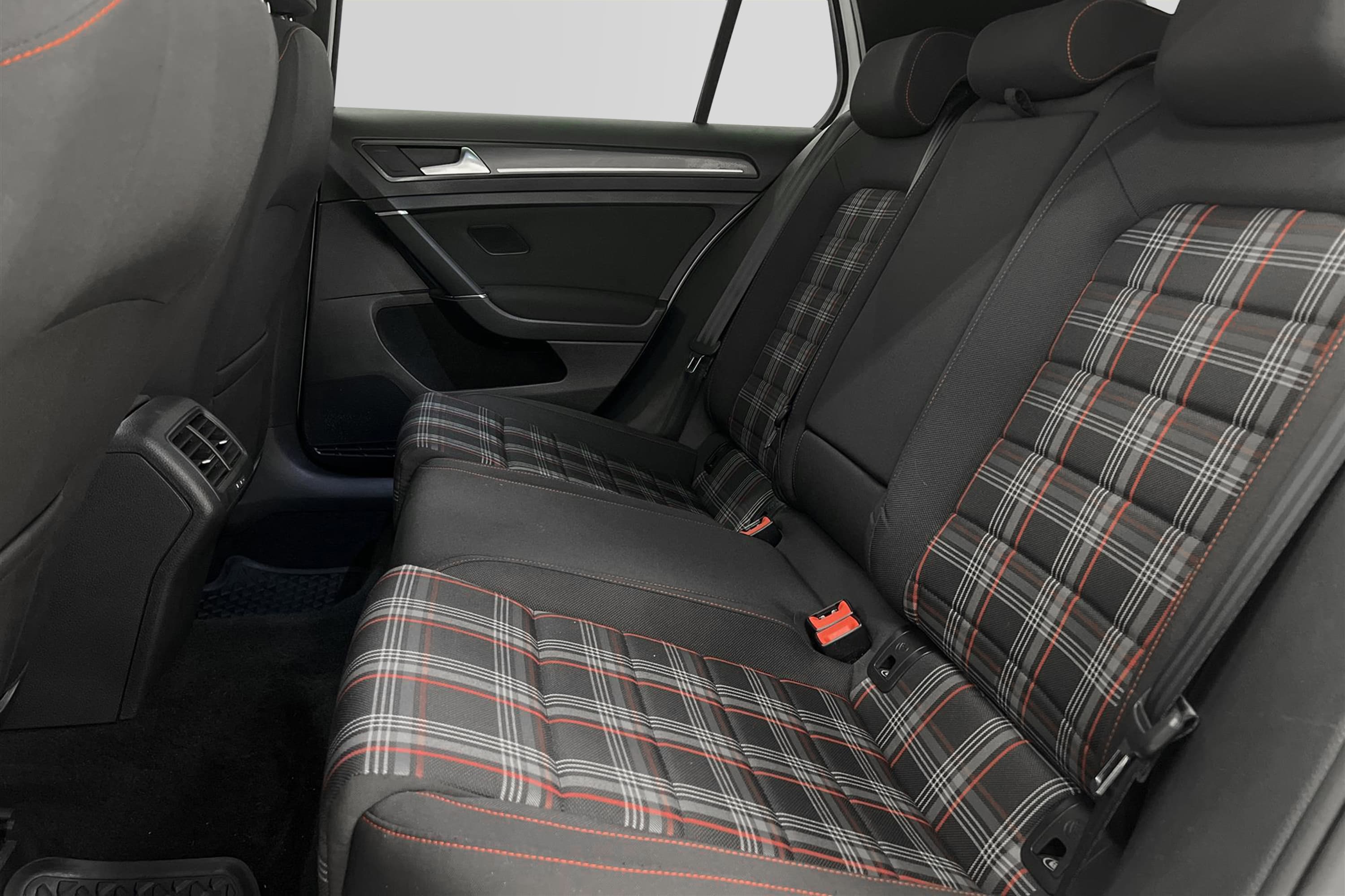 Volkswagen Golf GTI Performance DSG 245hk Kamera Active info