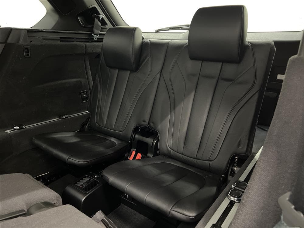 BMW X5 xDrive30d 258hk M Sport Pano DVärm Navi H/K HUD SKinninteriör