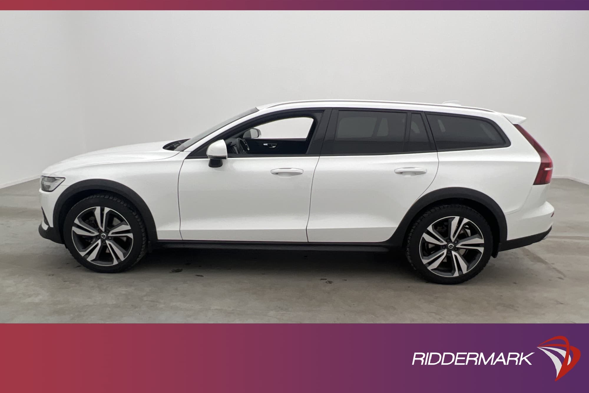 Volvo V60 Cross Country D4 AWD