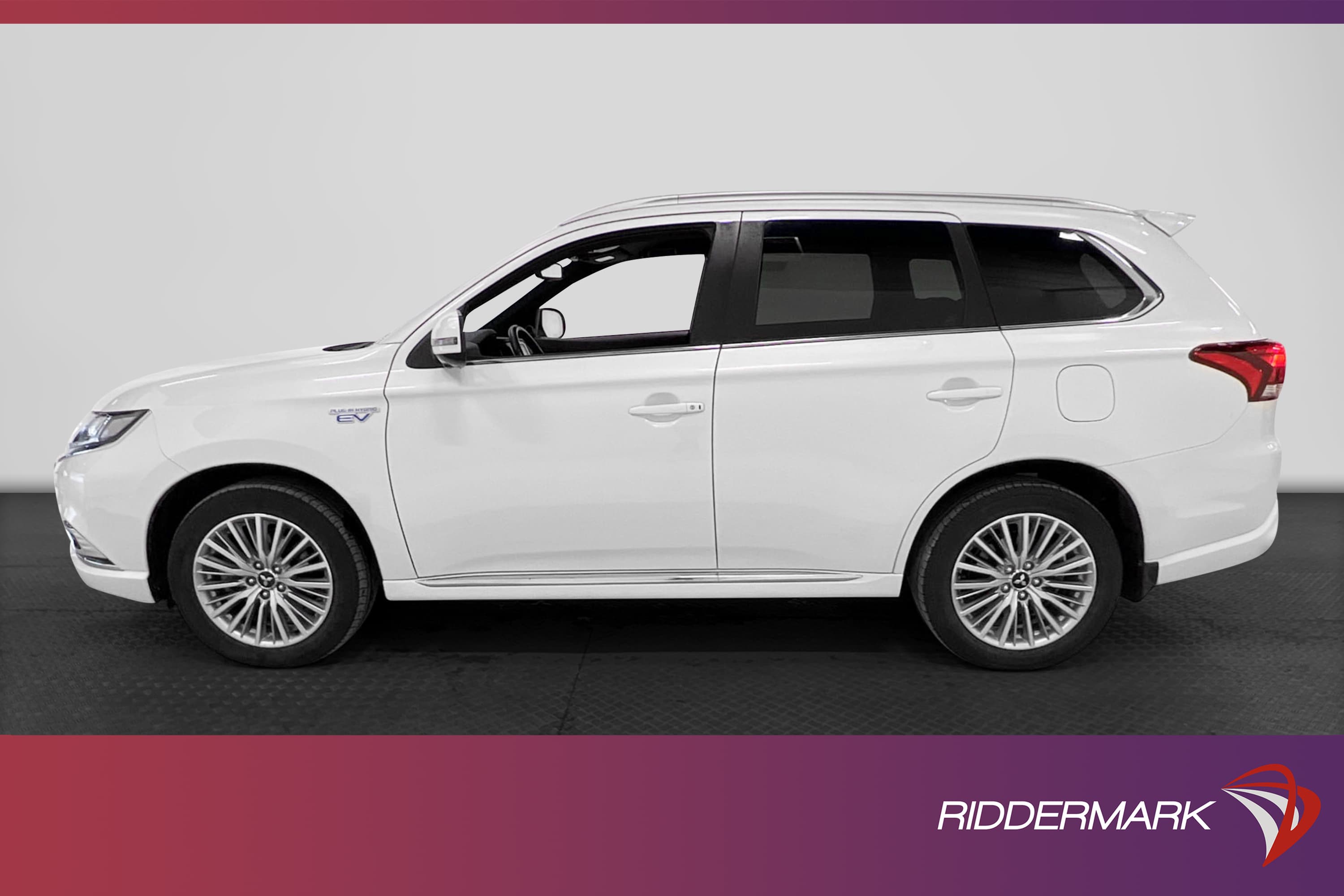 Mitsubishi Outlander P-HEV 2.4 Hybrid