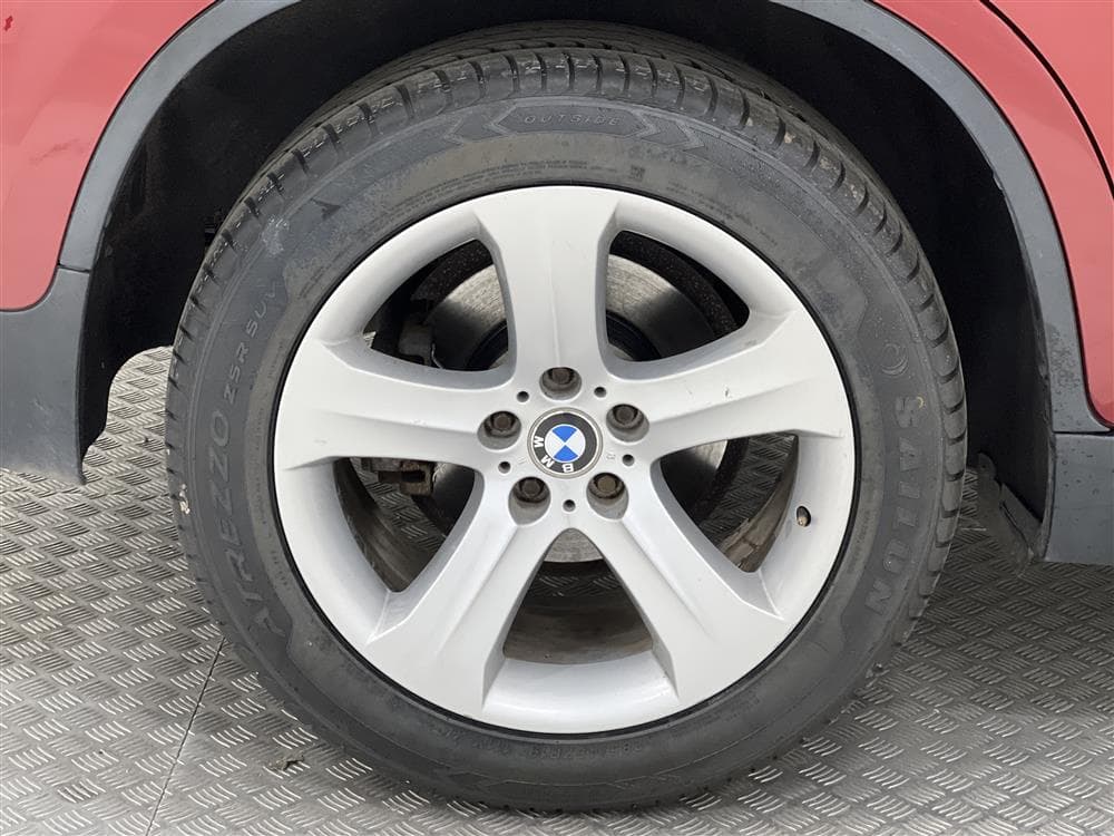 BMW X6 30d E71 235hk Skinn HuD T-lucka B-kam Drag Nyservadinteriör