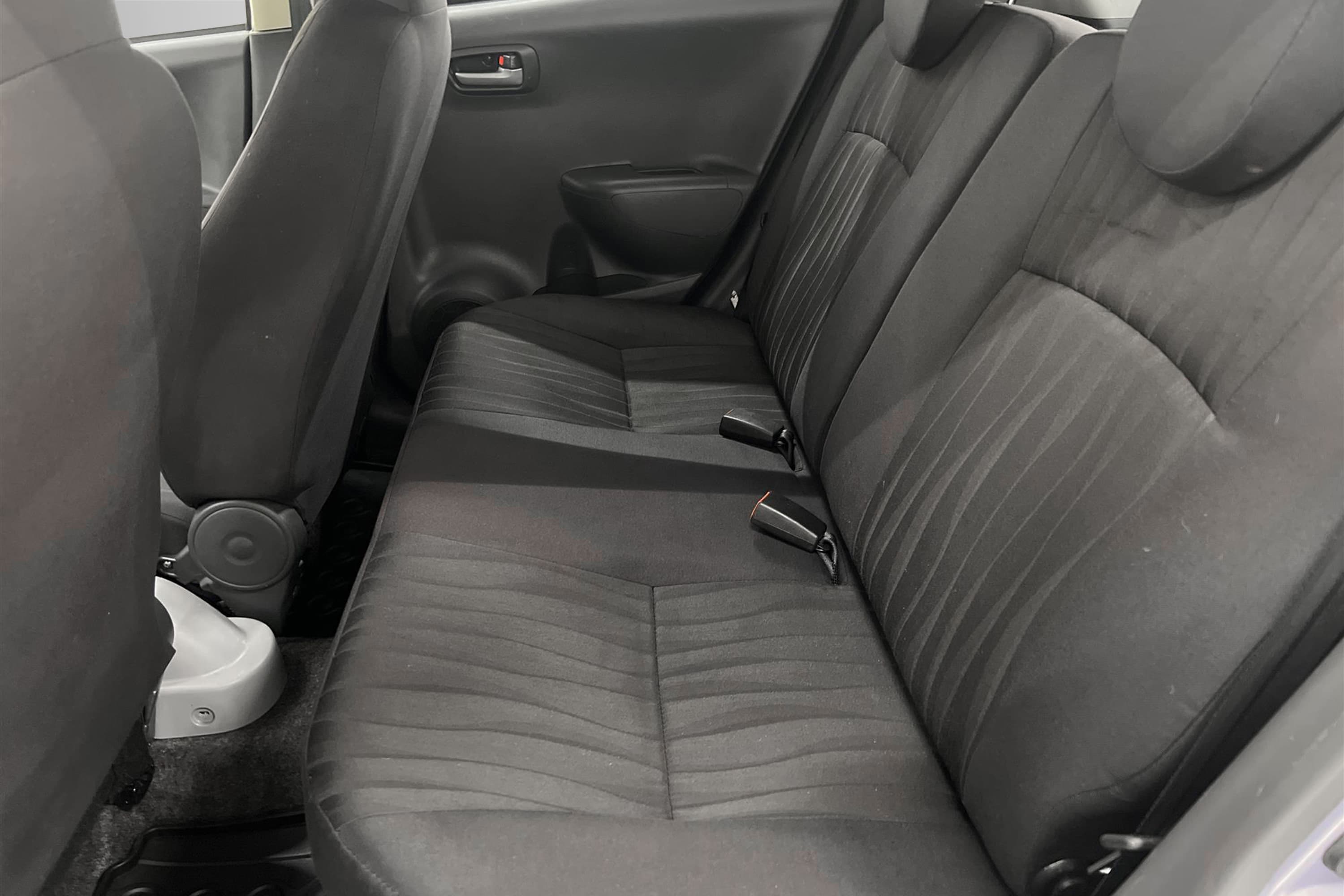 Nissan Pixo 1.0 68hk M&K-Värm 360kr Skatt Nyserv 0,38L/mil
