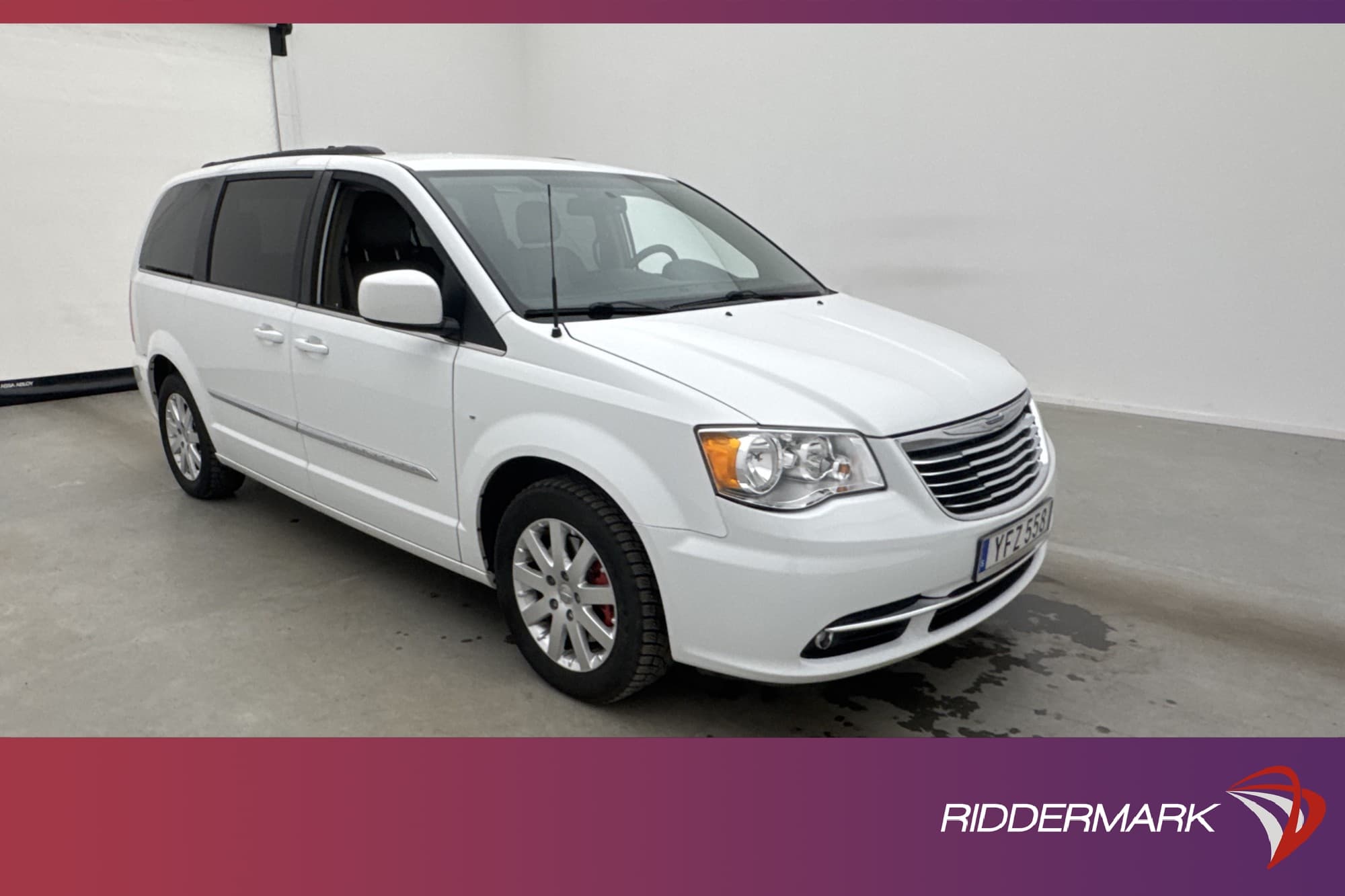 Chrysler Town & Country 3.6 V6 287hk 7-Sits Kamera Skinn