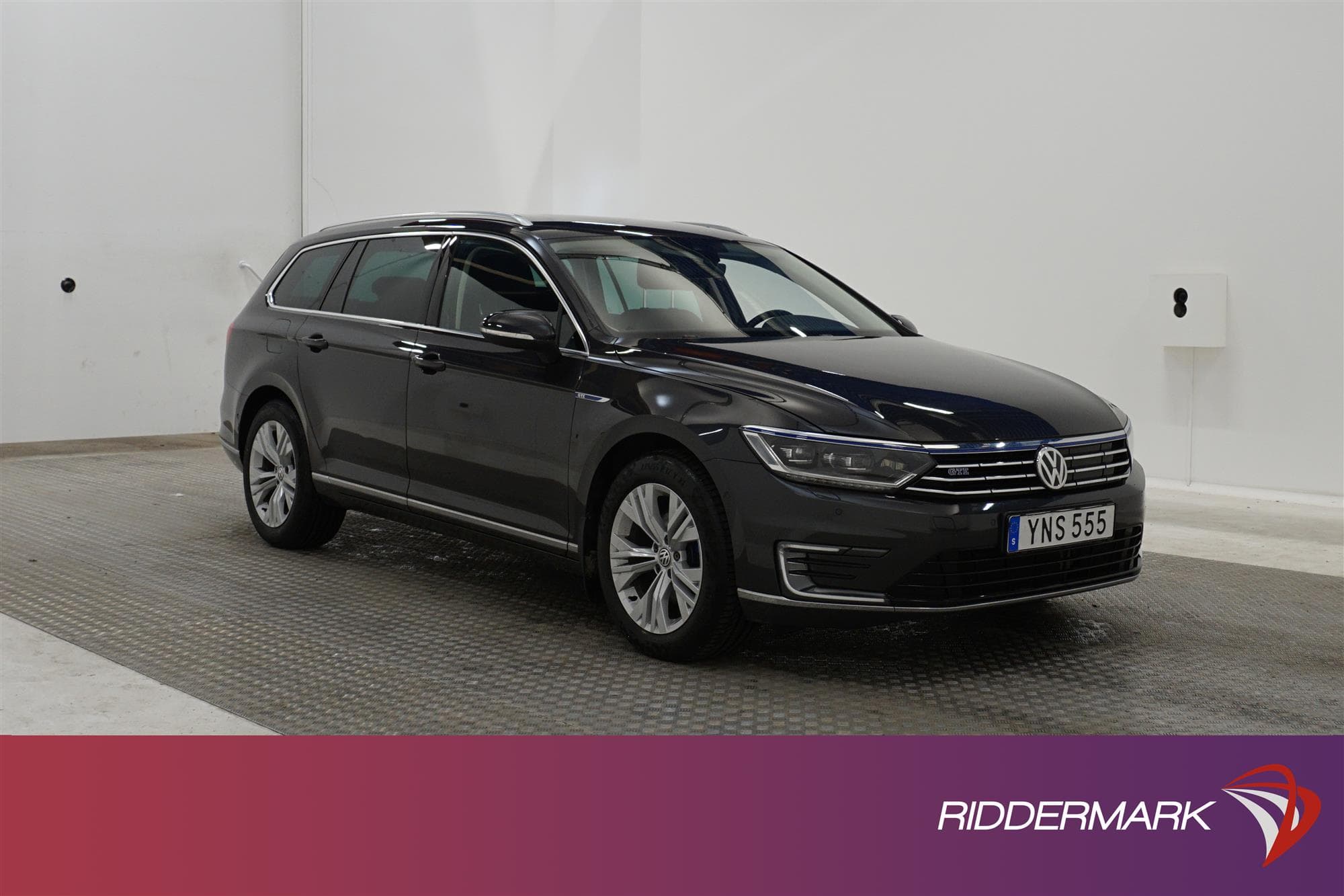 Volkswagen Passat GTE 218hk