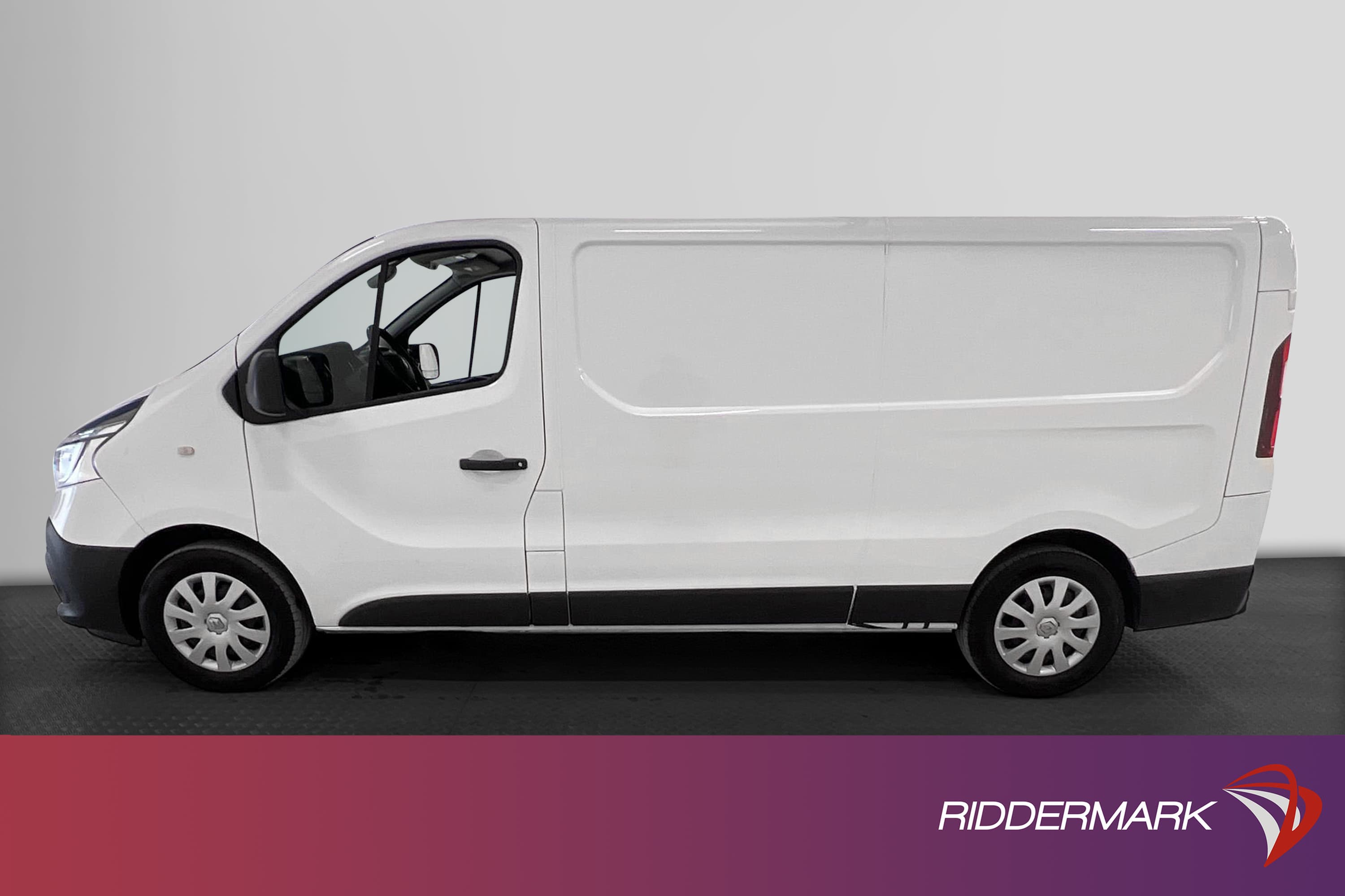 Renault Trafic L2 2.0dCi Automat Värmare Drag B-Kamera Moms