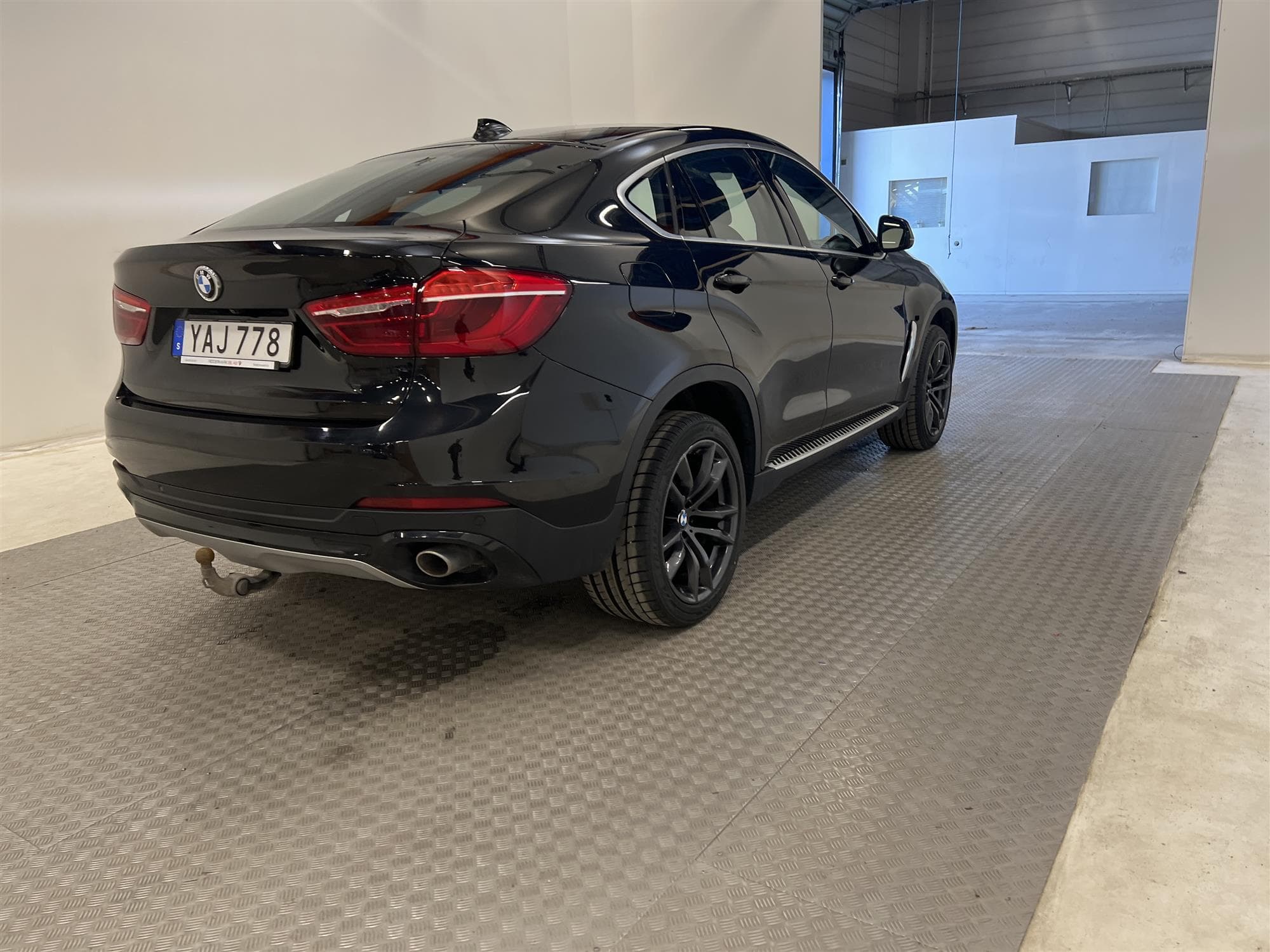 BMW X6  xDrive 30d 258hk H/K Navi T-Lucka D-Värm Drag B-Kam