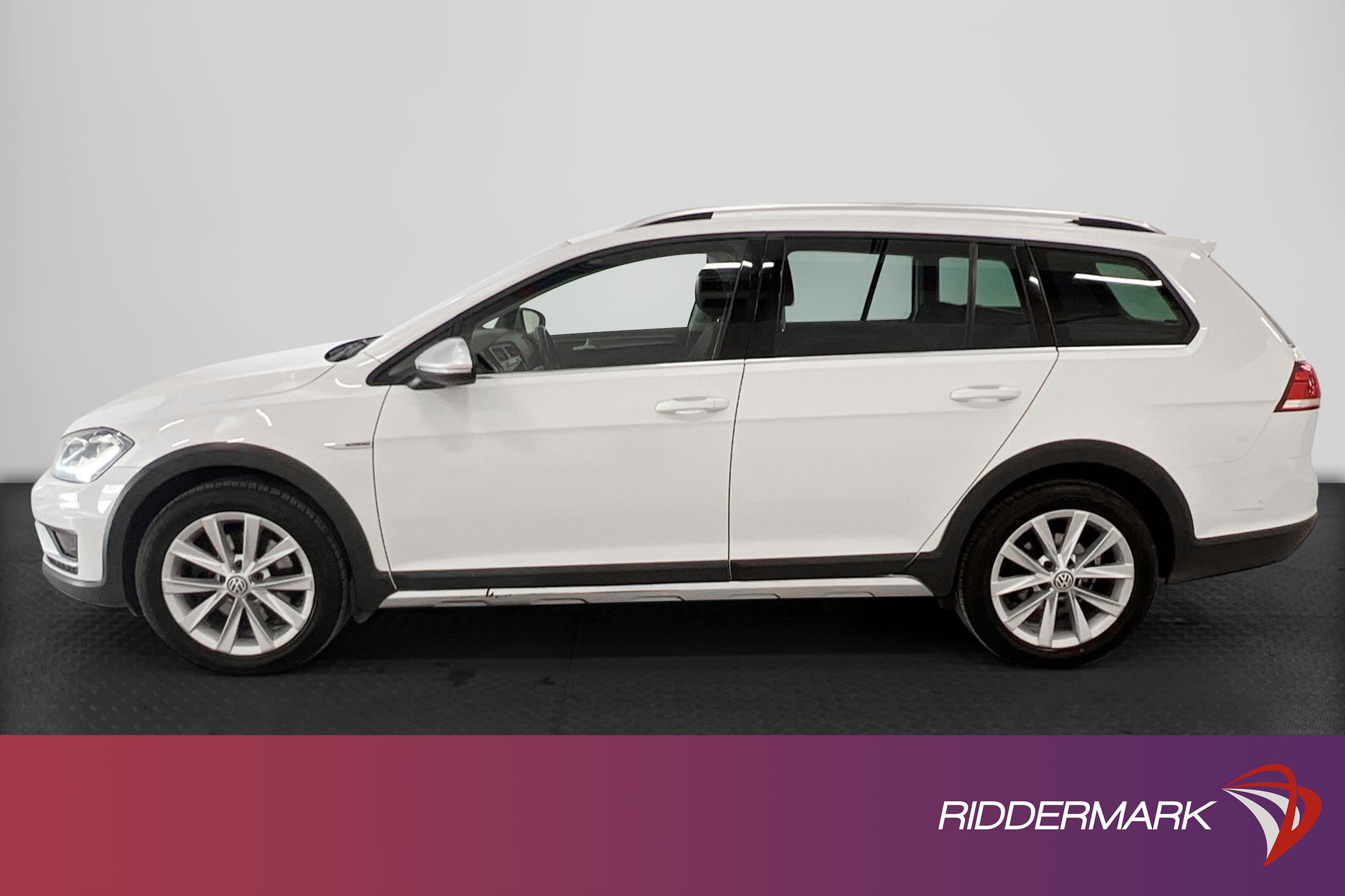 Volkswagen Golf Alltrack 4M
