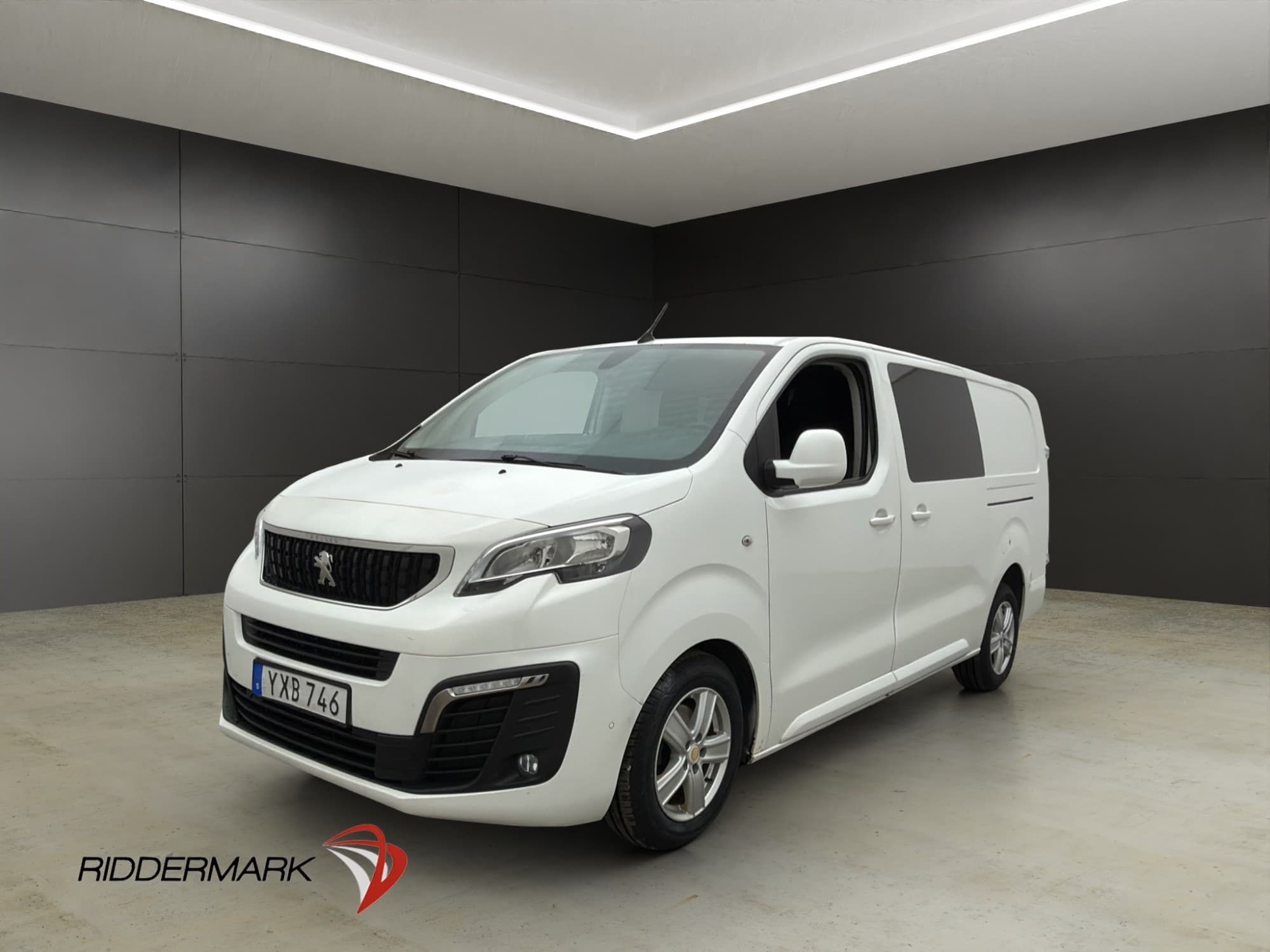 Peugeot Expert Dubbelhytt L3 177hk Värm Dragkrok Kamera Moms