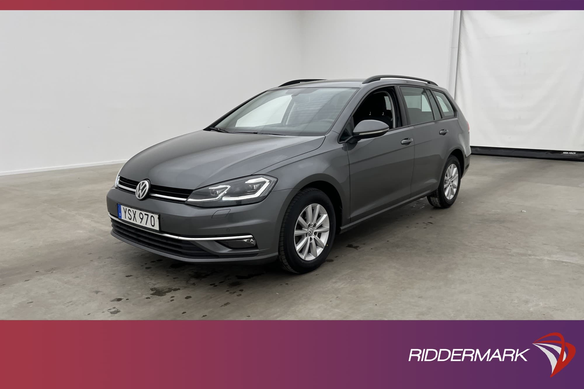Volkswagen Golf Sportscombi 116hk Pluspaket Kamera CarPlay
