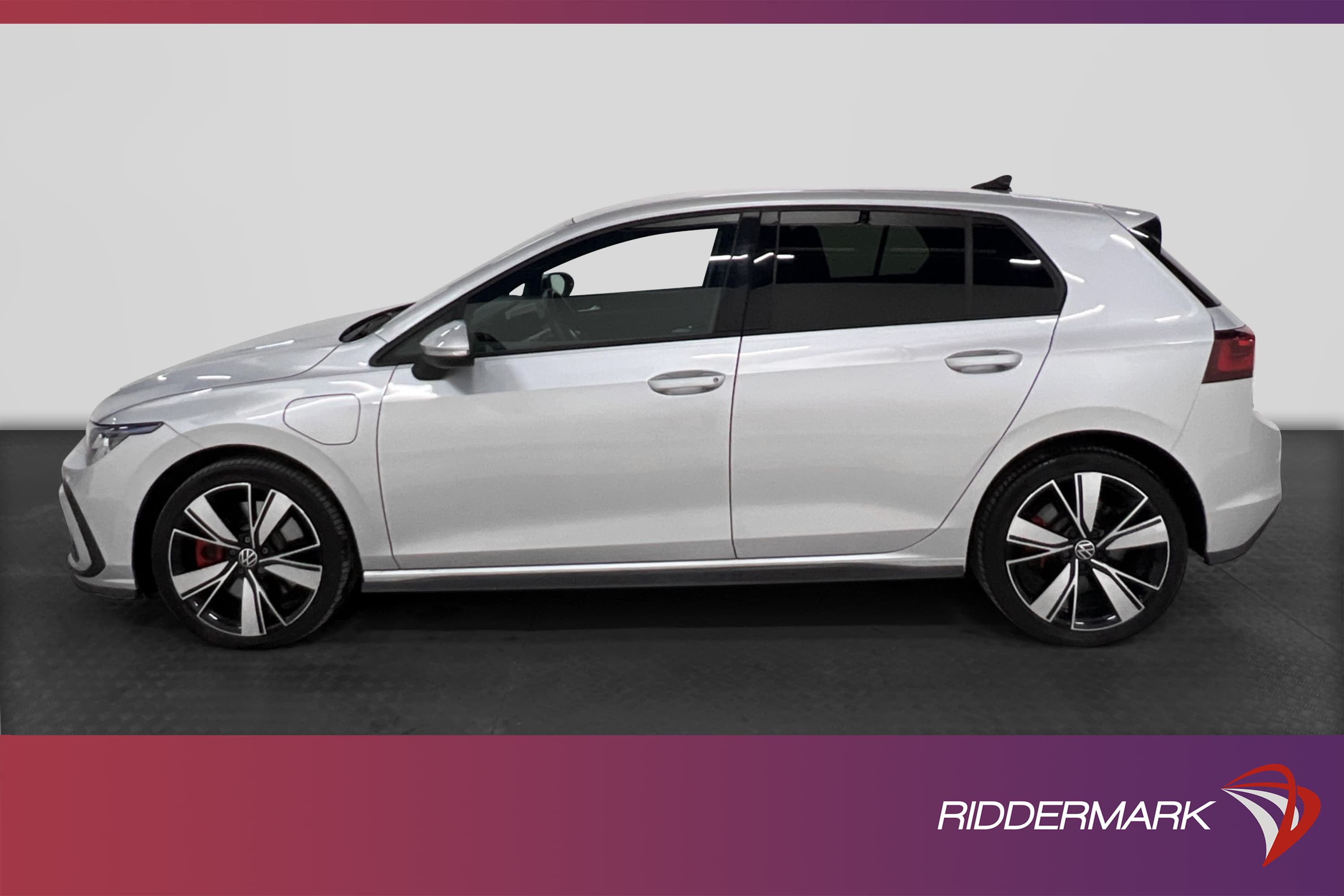 Volkswagen Golf GTE 245hk