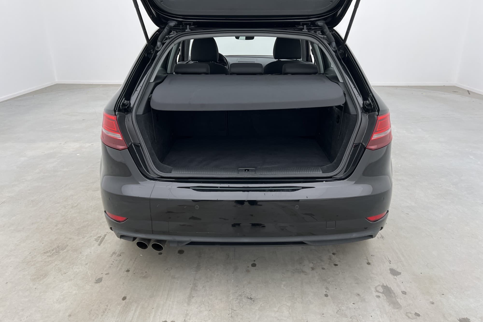 Audi A3 Sportback TFSI 150hk Proline P-Sensorer Adaptiv-fart