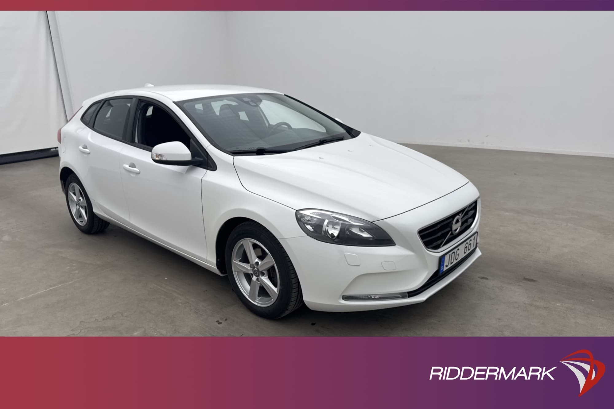 Volvo V40 D2 115hk Kinetic Värmare Farthållare Kamrem-Bytt