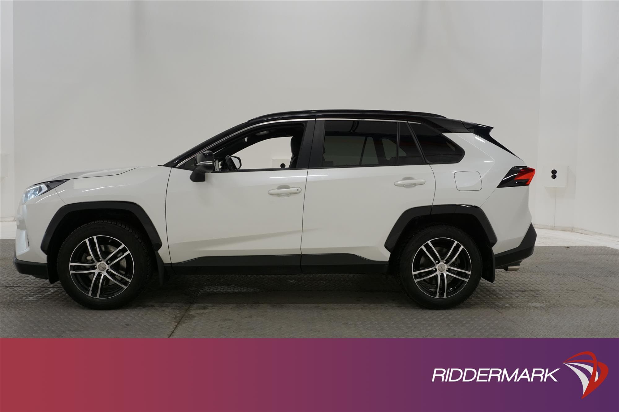 Toyota RAV4  Hybrid AWD CVT 222hk