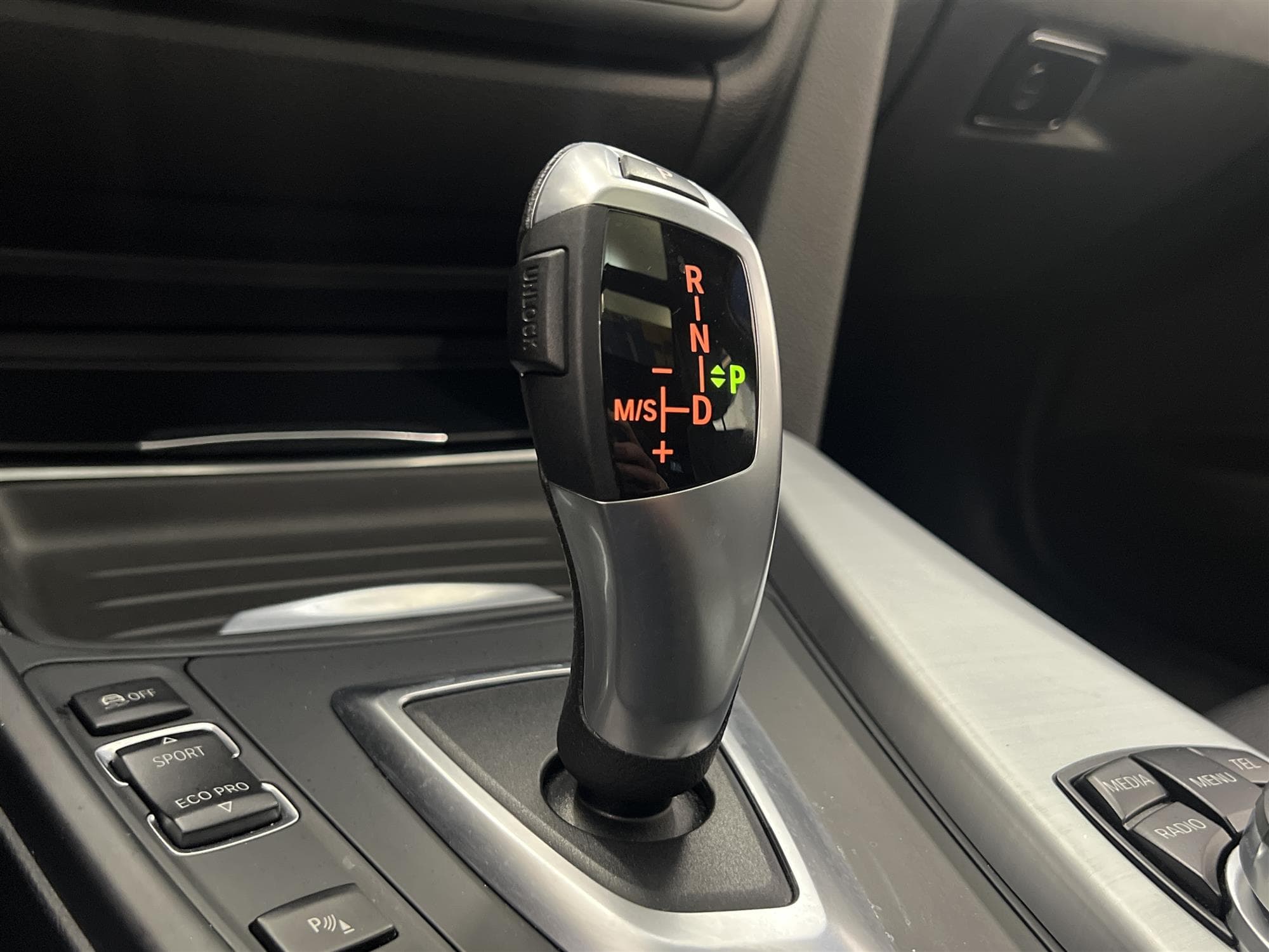 BMW 328i xDrive 245hk Pano M-Värm H/K Navi B-Kam Skinn PDC