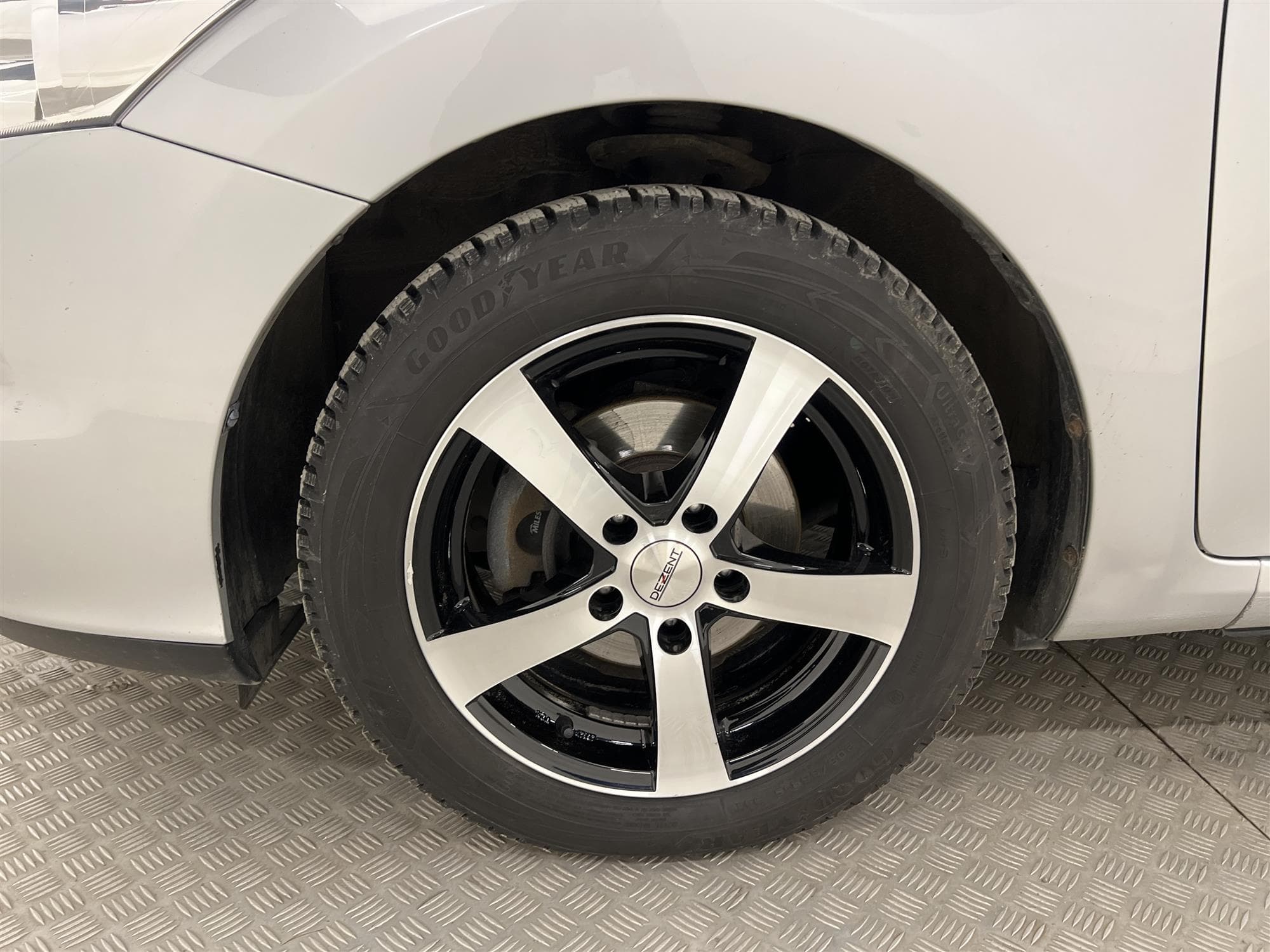 Toyota Auris 1.6 132hk  M-Värmare Navigator B-Kamera 