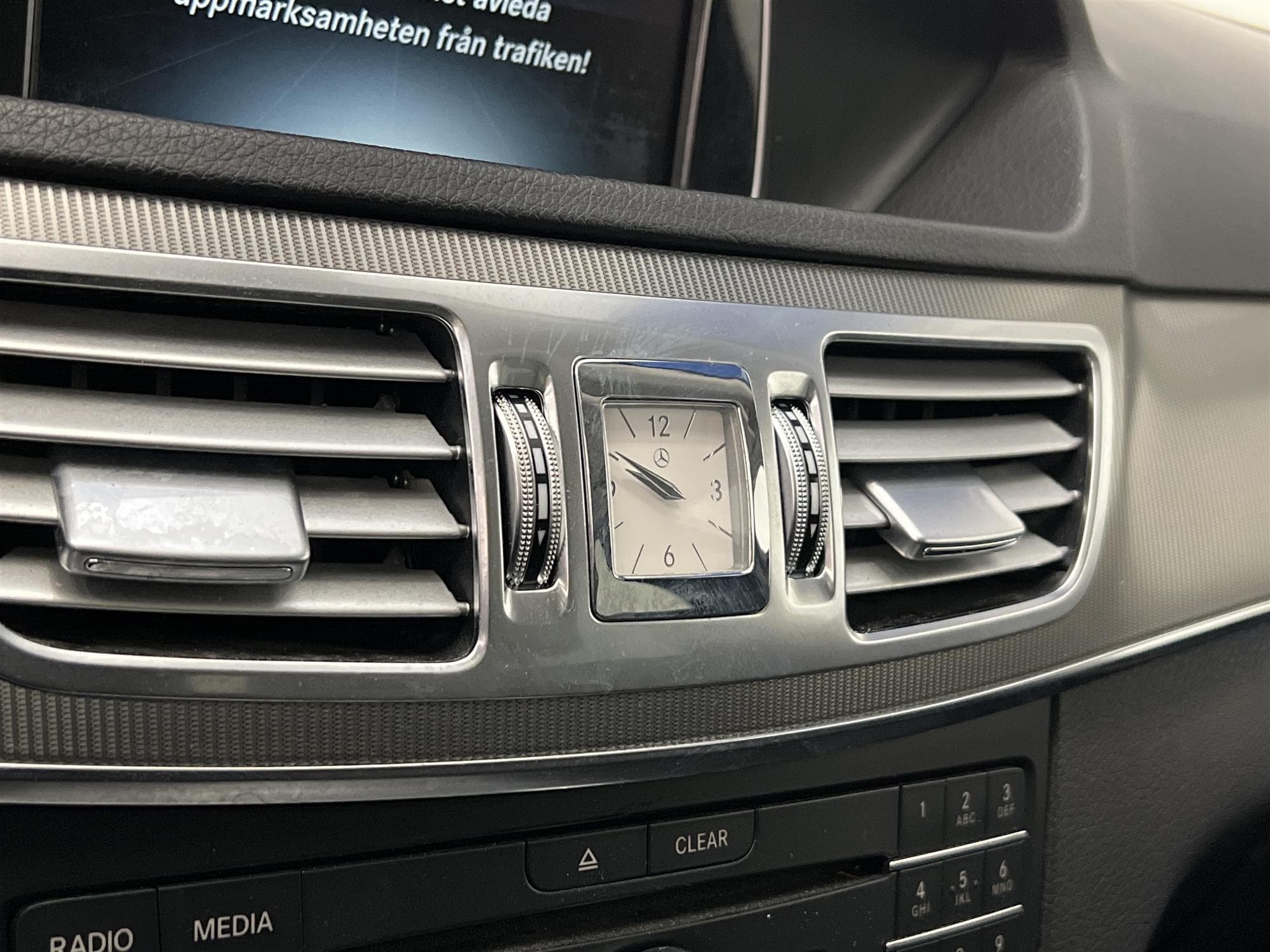 Mercedes-Benz E 220 T 170hk 4MATIC AMG Pano B-kamera Navi