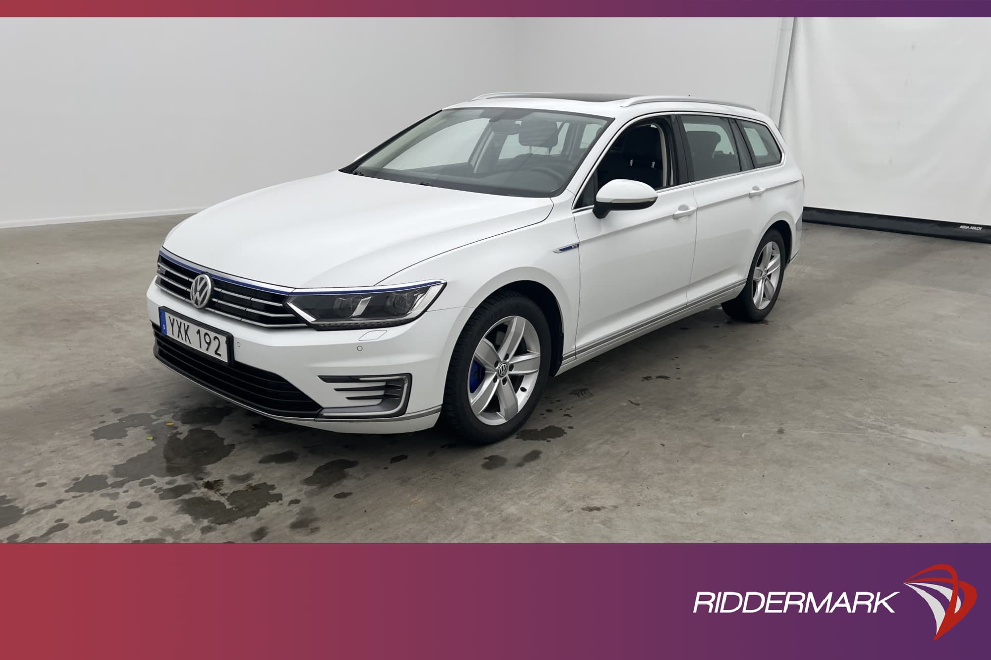 Volkswagen Passat GTE 218hk