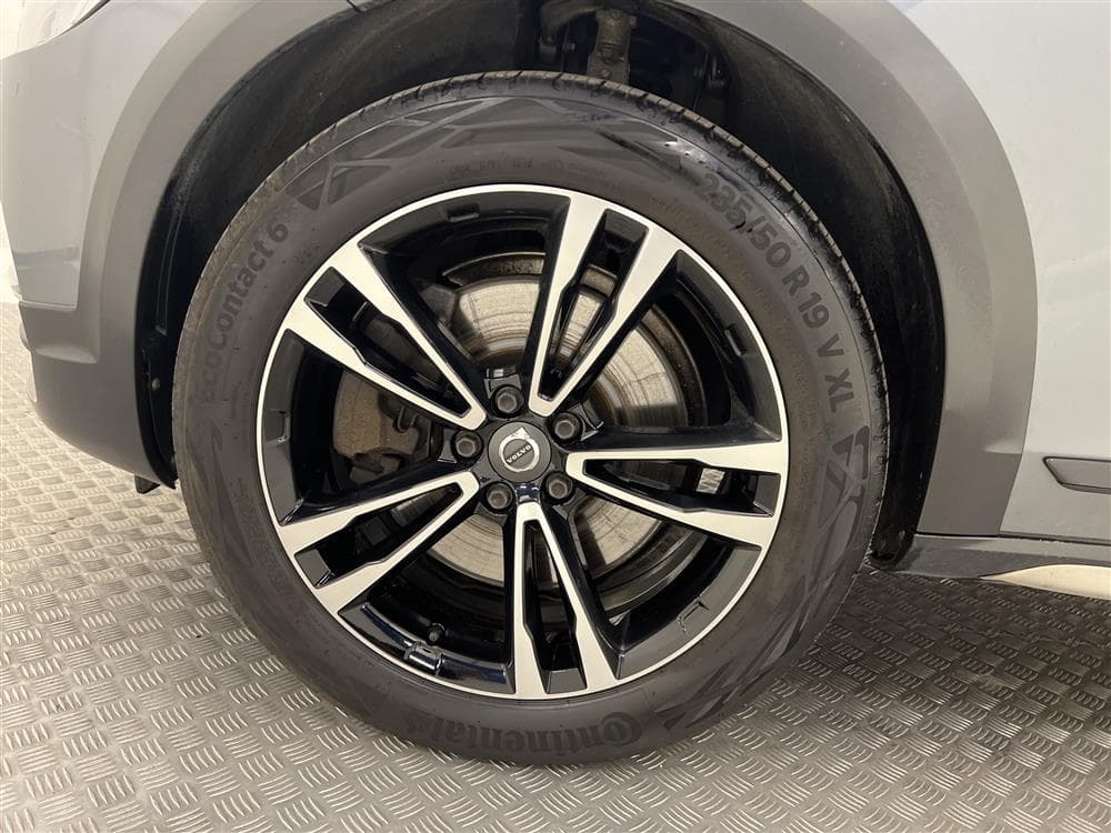 Volvo V90 Cross Country D4 AWD Inscription Pro Värmare Draginteriör