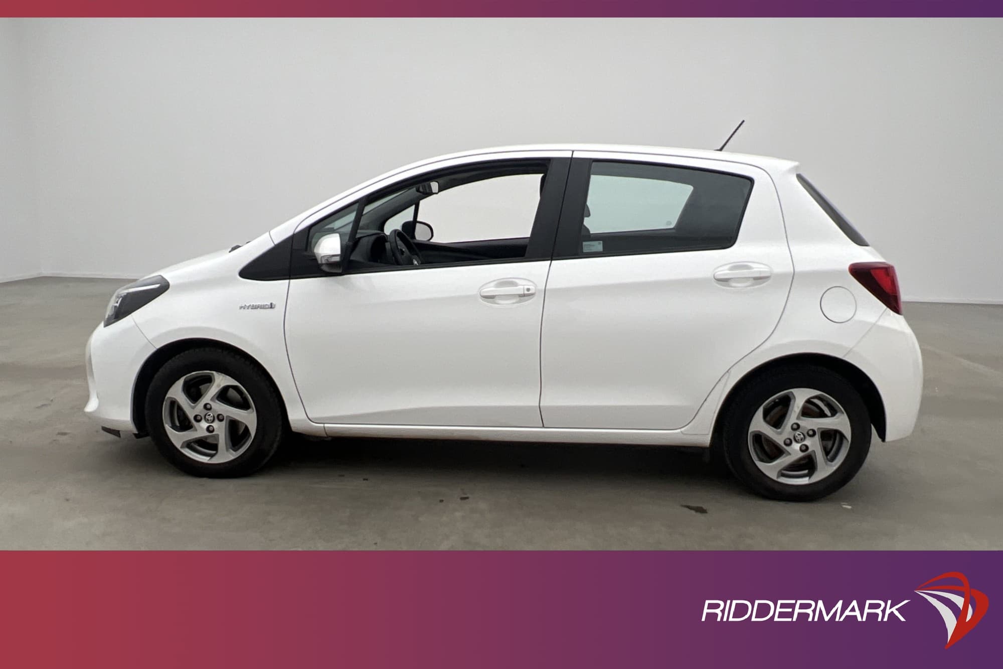 Toyota Yaris Hybrid e-CVT 101hk