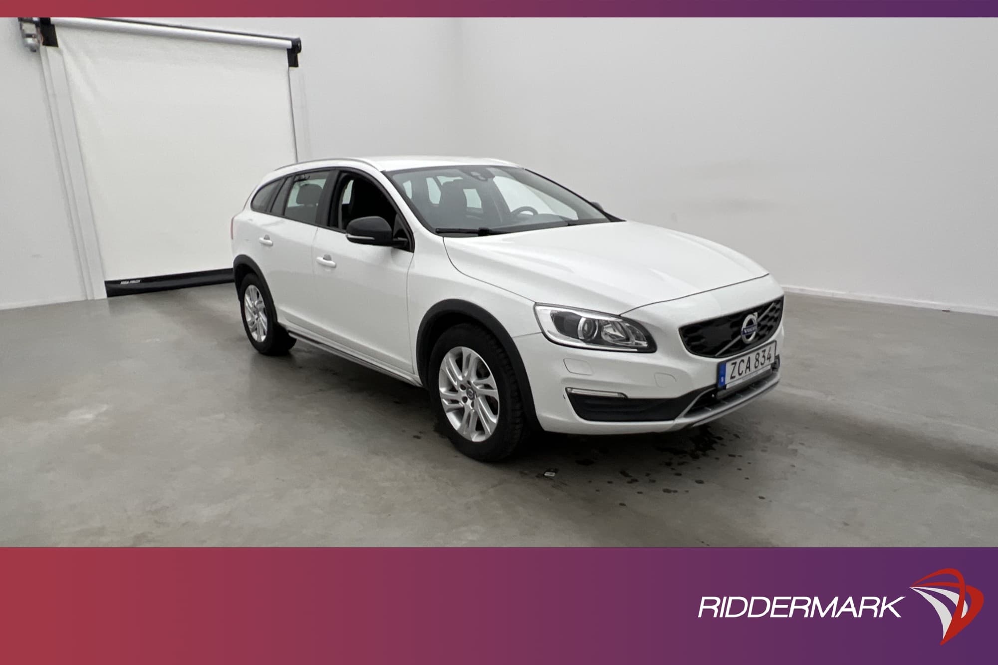 Volvo V60 Cross Country D4 AWD Classic