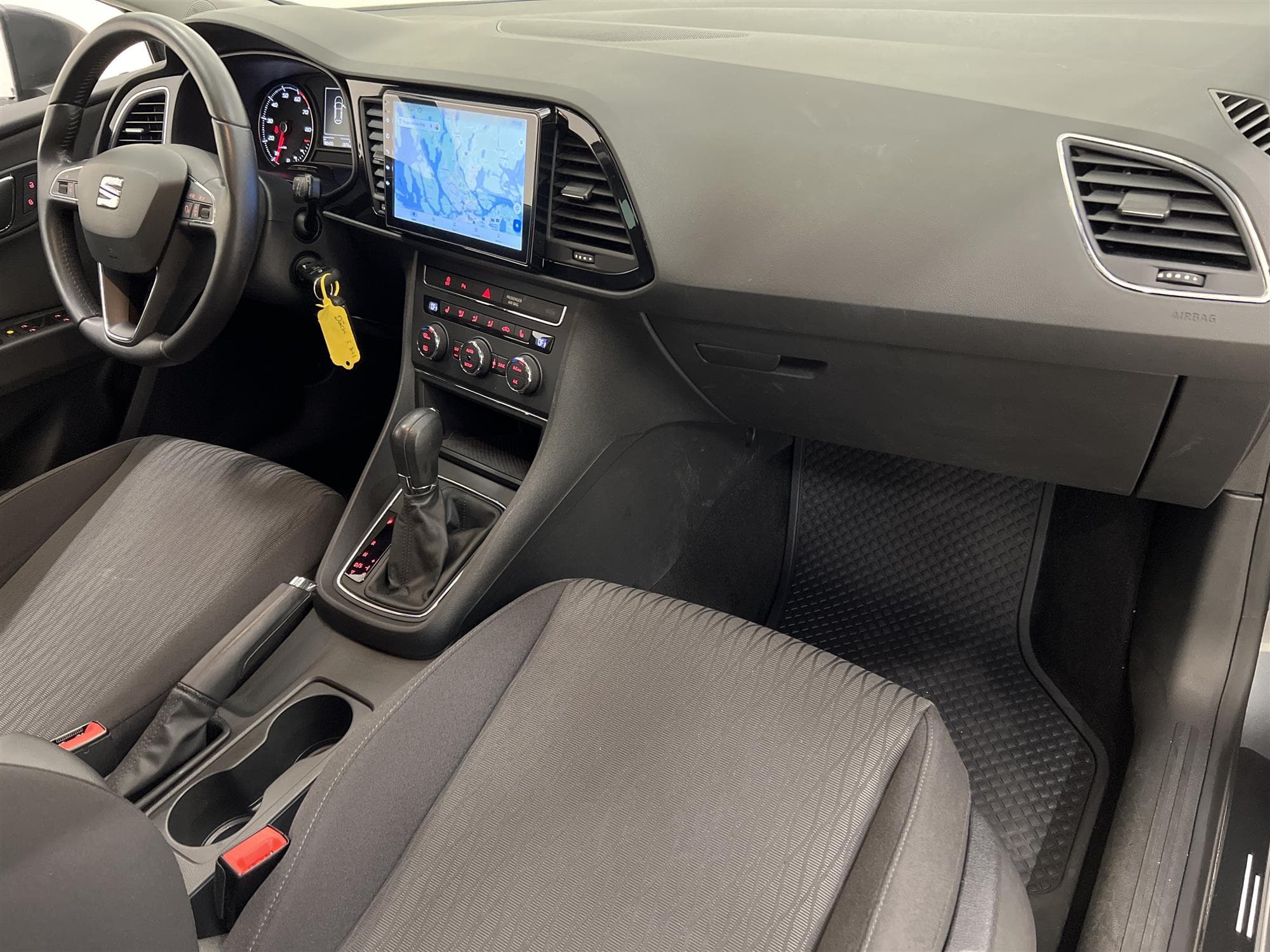 SEAT Leon ST 1.2 TSI 110hk 2 Brukare Android Skärm PDC