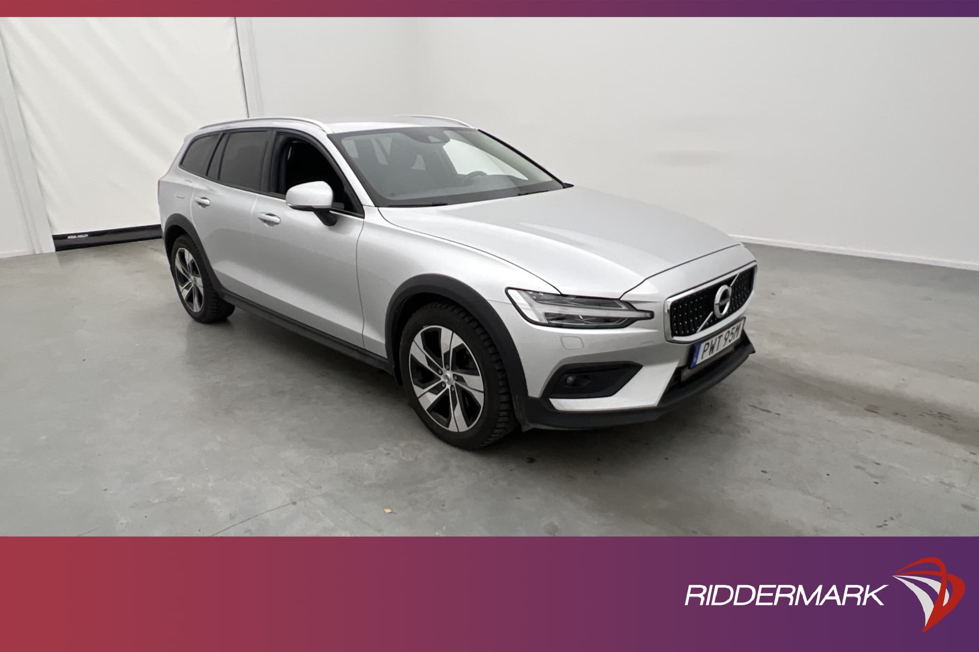 Volvo V60 Cross Country B4 AWD