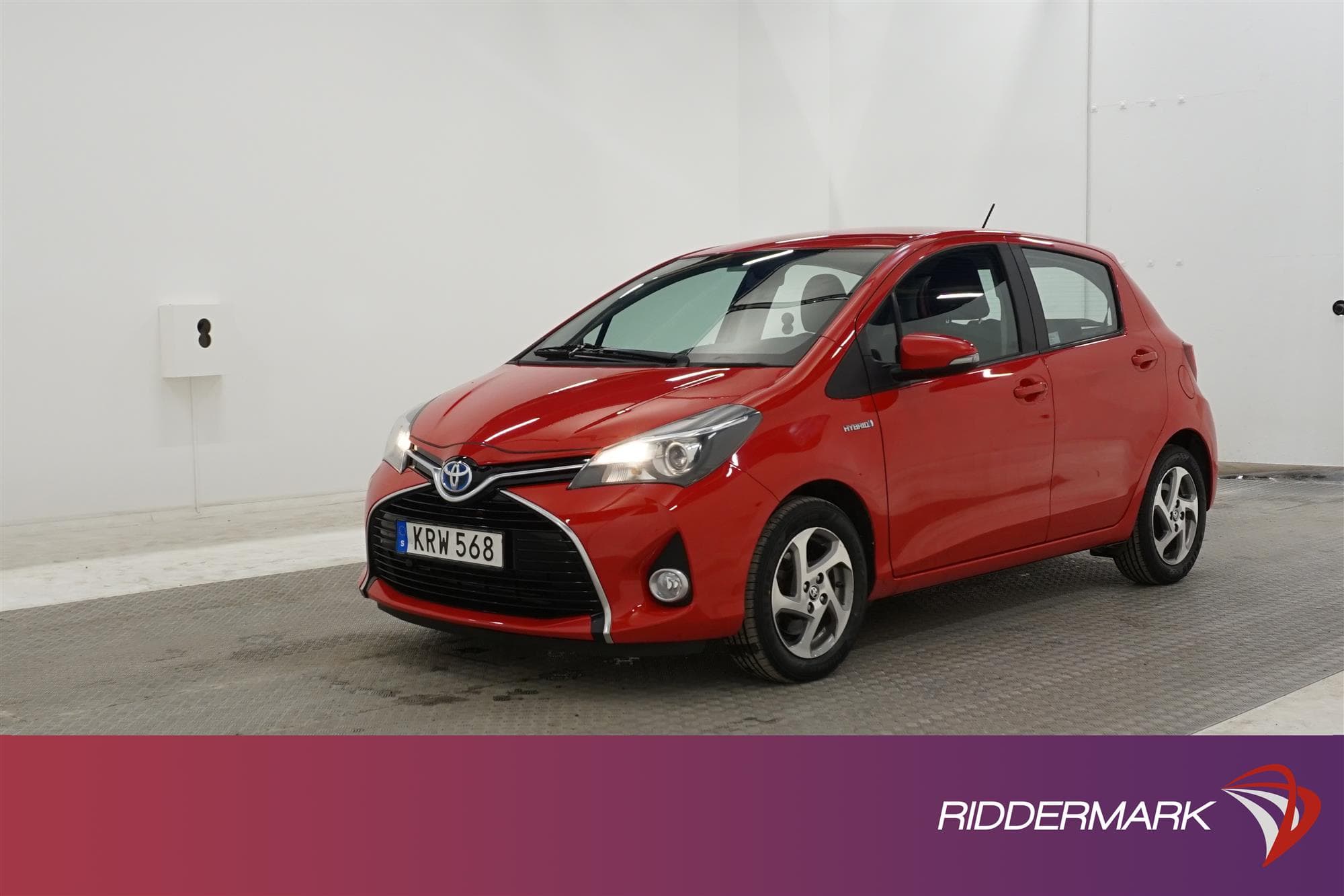 Toyota Yaris Hybrid 101hk M&K-Värmare