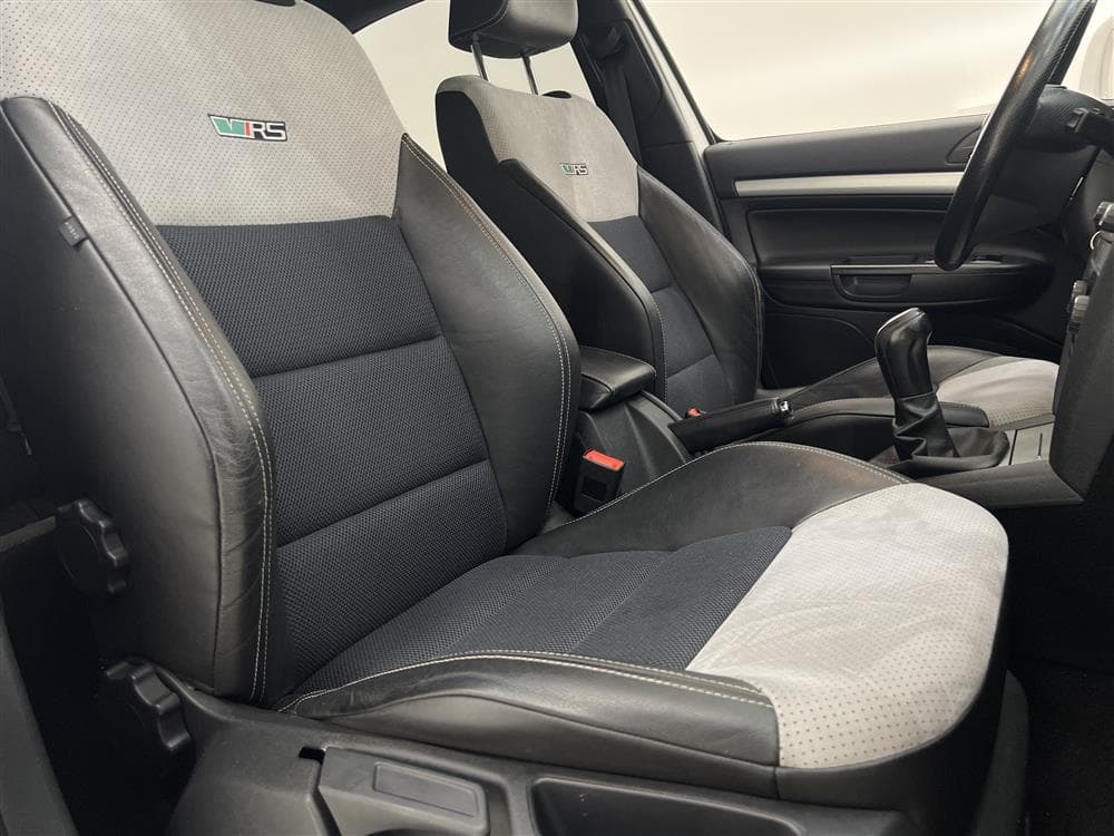 Skoda Octavia II RS 2.0 TSI 200hk Dragkrok Halvskinninteriör