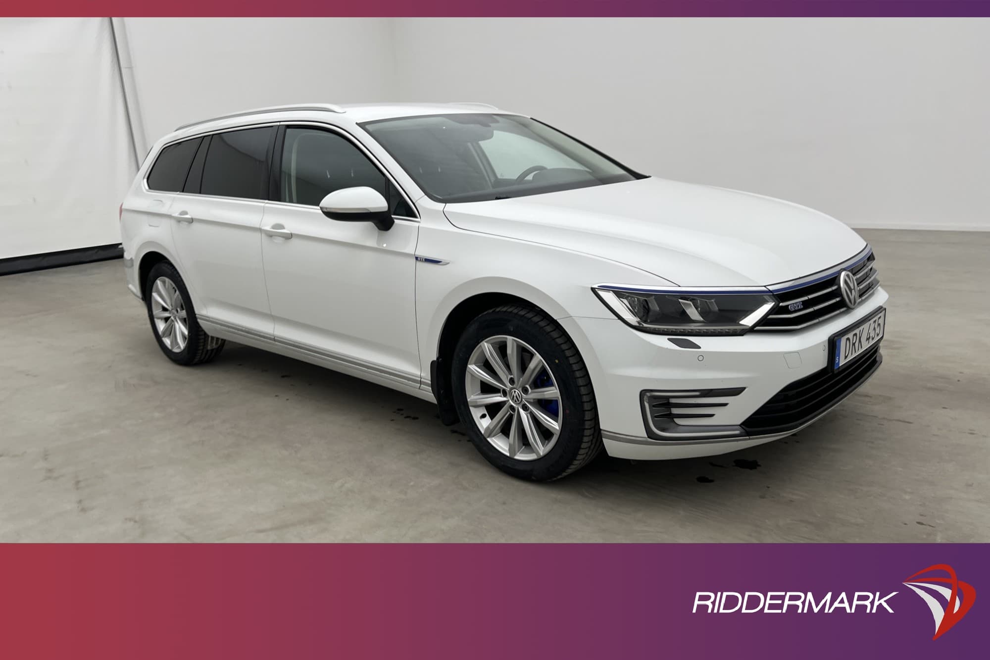 Volkswagen Passat GTE 218hk