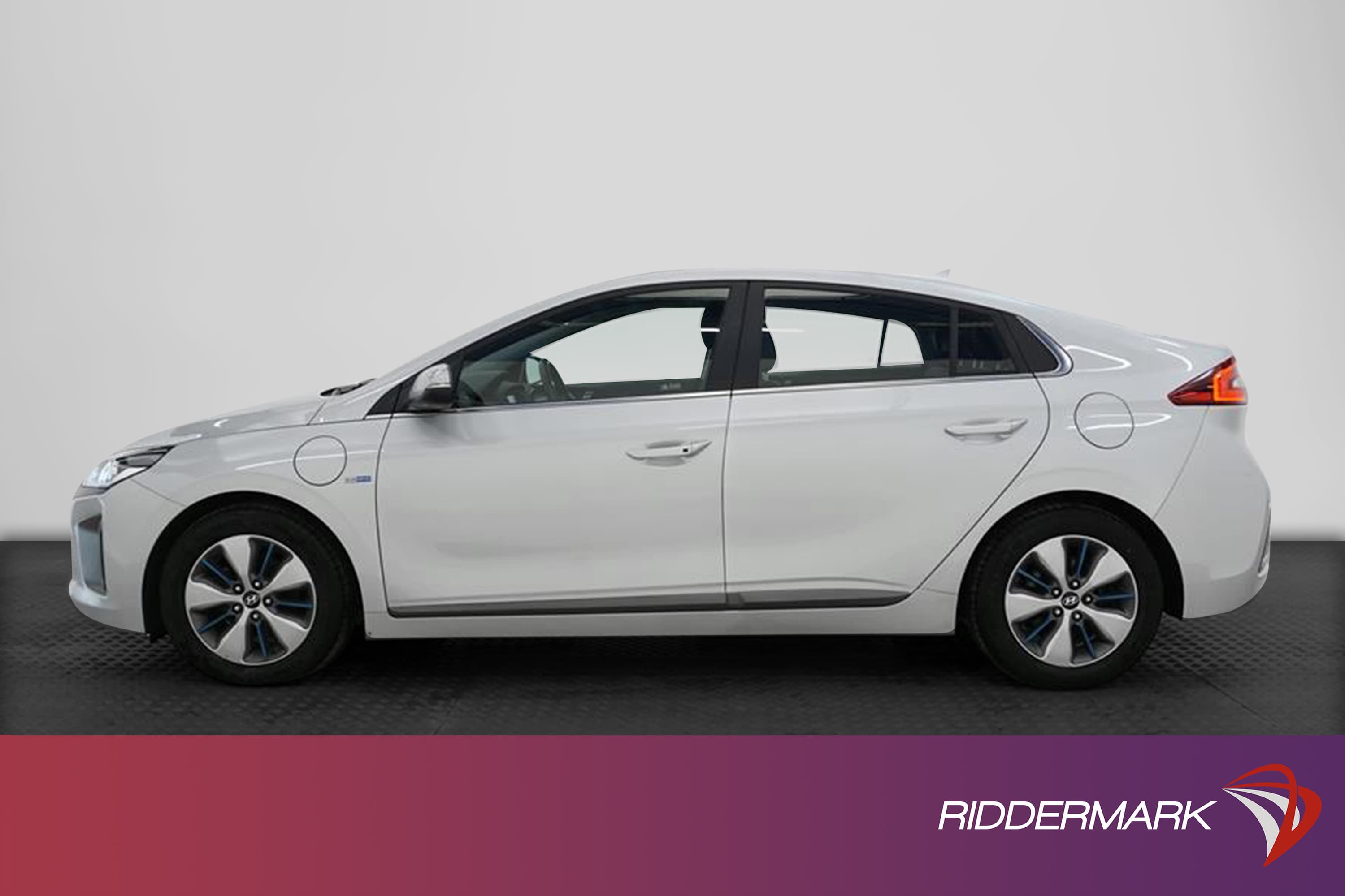 Hyundai IONIQ Plug-in 164hk