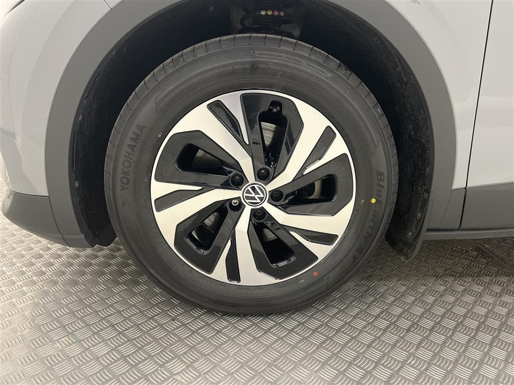 Volkswagen ID.4 Pure Performance 170hk Navigation Dragkrokinteriör