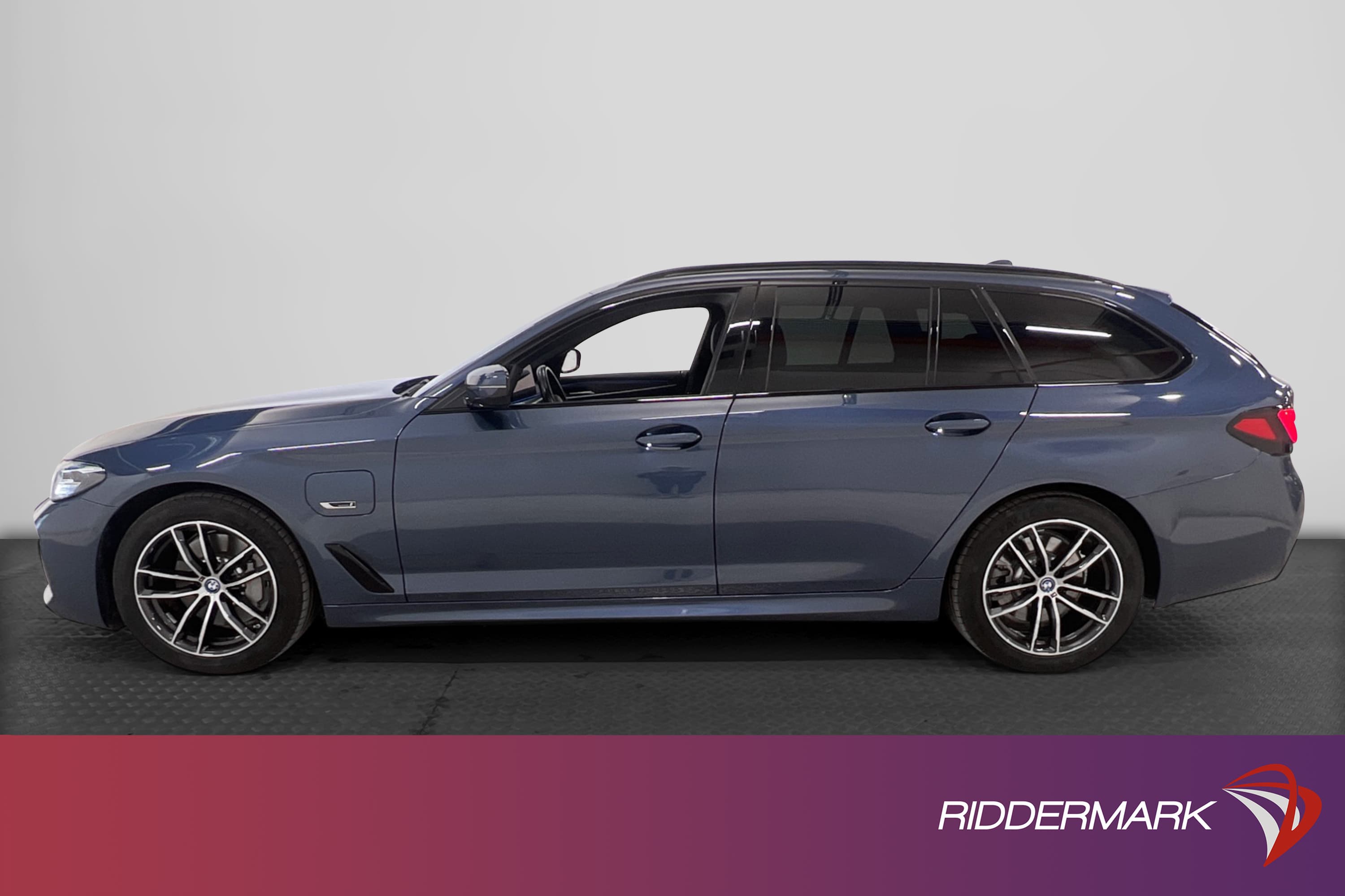 BMW 530e xDrive Touring 292hk