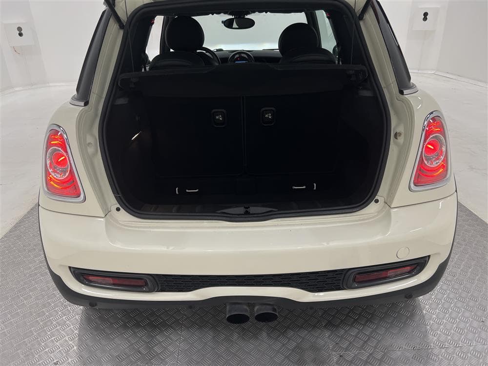 MINI John Cooper Works 211hk Navi H/K Skinn LÅGMIL 0,58l/milinteriör